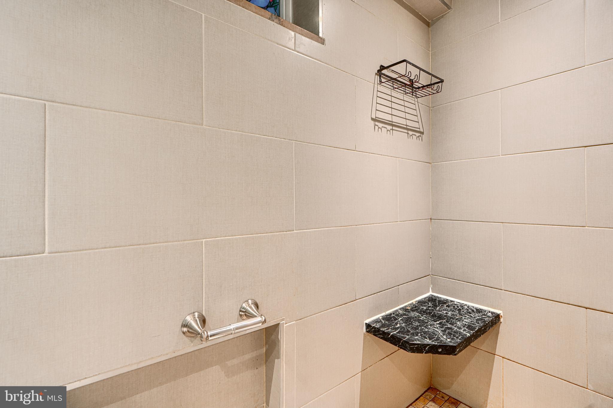 WOODLAWN HEIGHTS - Residential