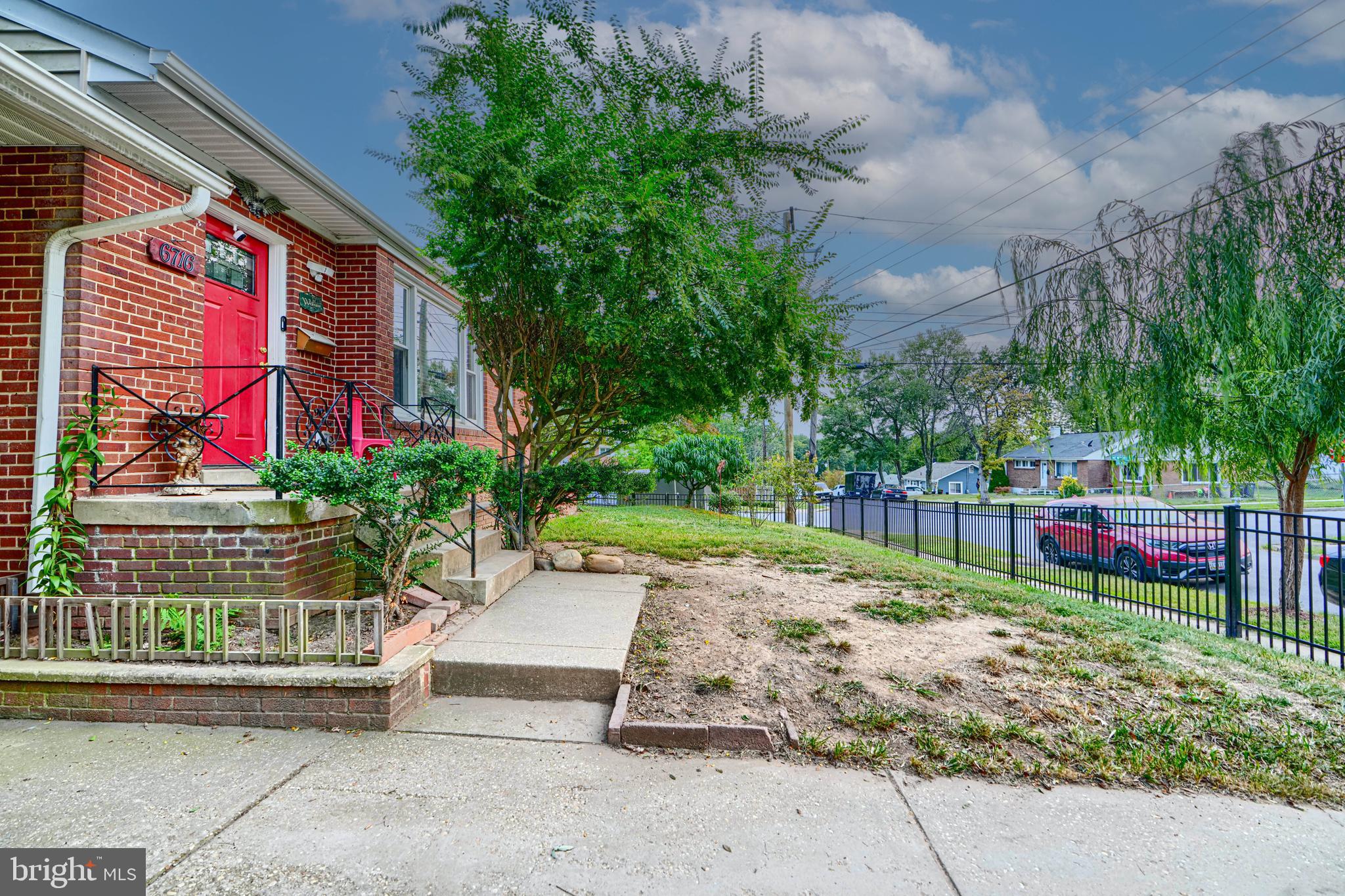 WOODLAWN HEIGHTS - Residential