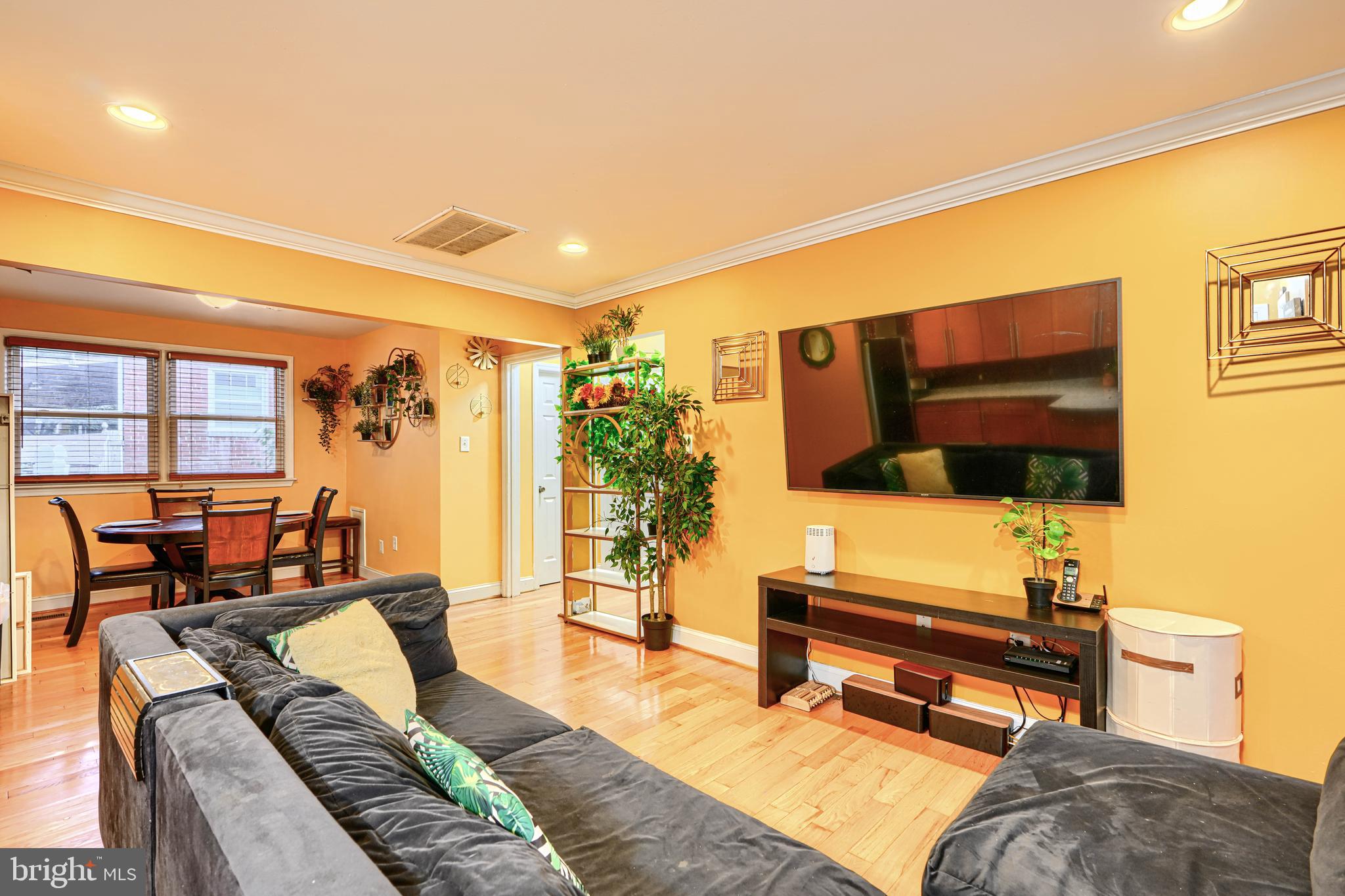 WOODLAWN HEIGHTS - Residential