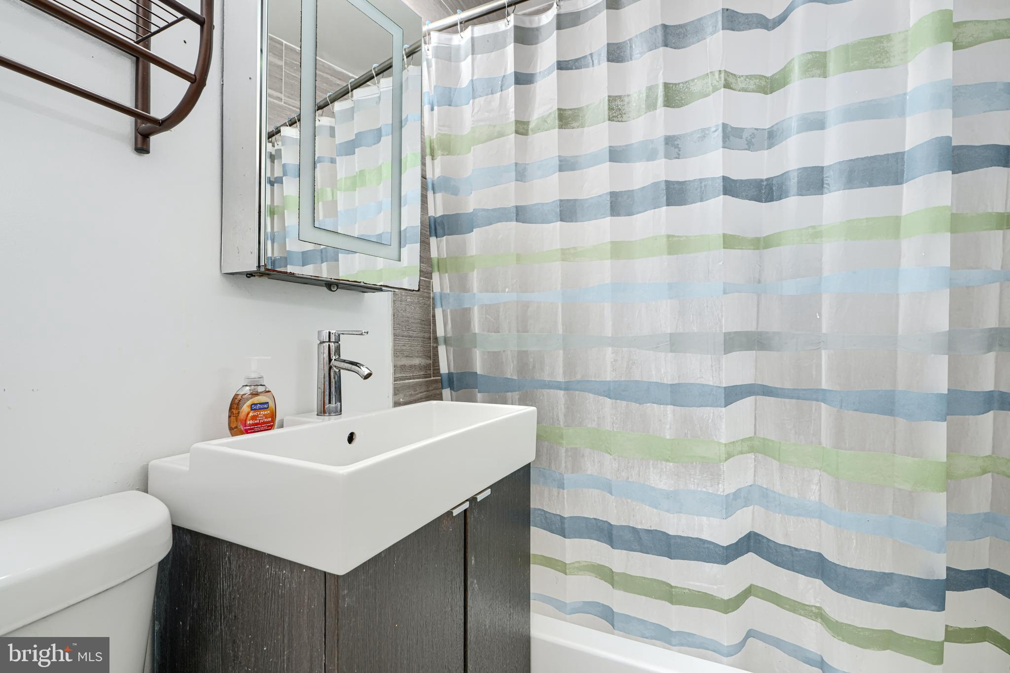 WOODLAWN HEIGHTS - Residential