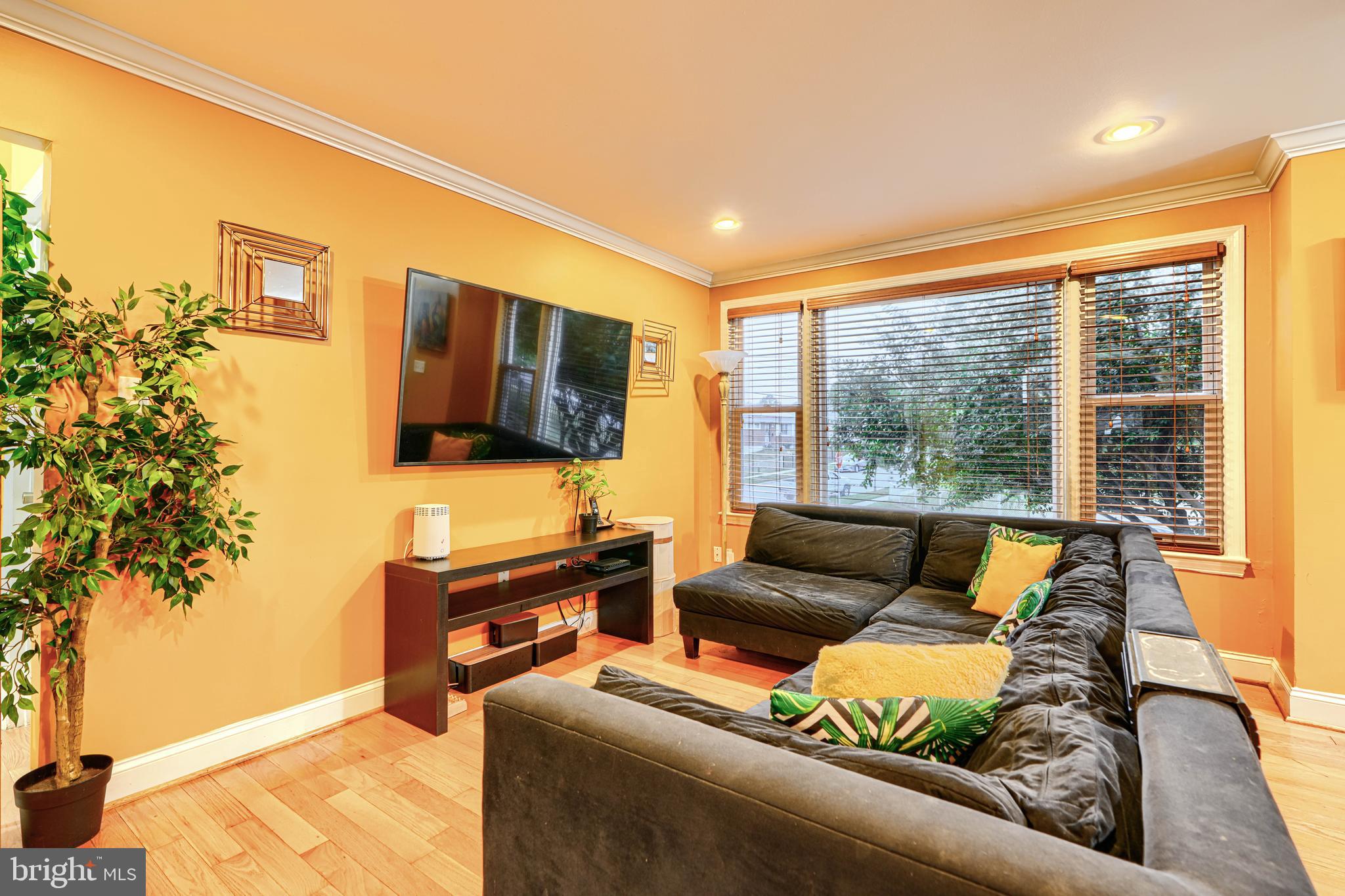 WOODLAWN HEIGHTS - Residential