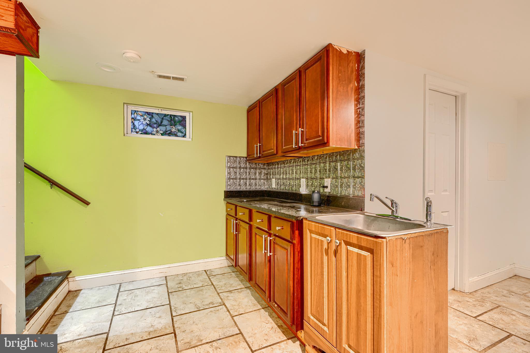 WOODLAWN HEIGHTS - Residential