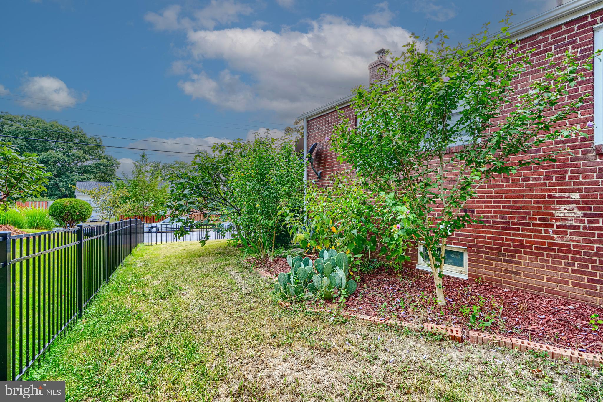 WOODLAWN HEIGHTS - Residential