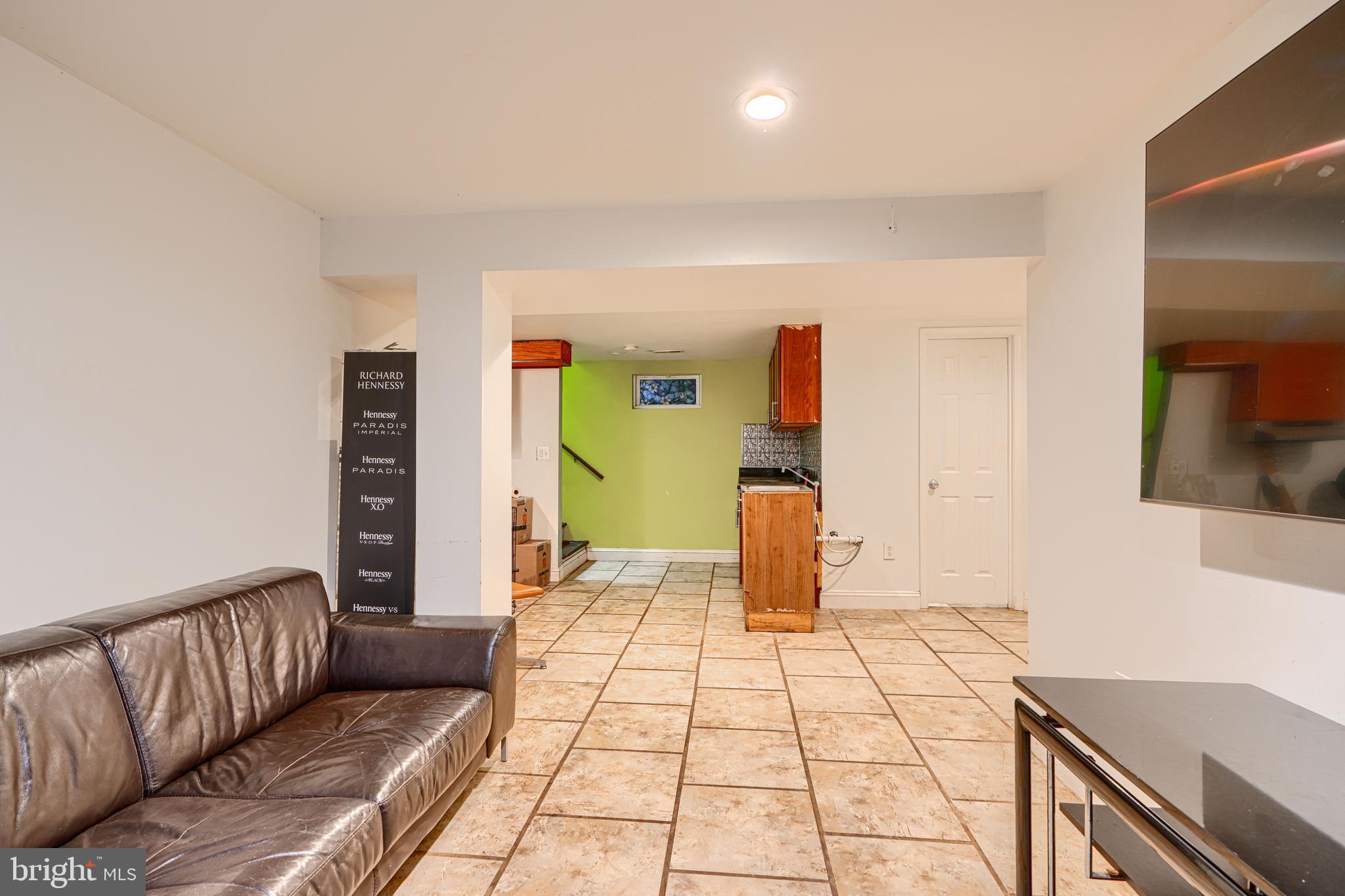 WOODLAWN HEIGHTS - Residential