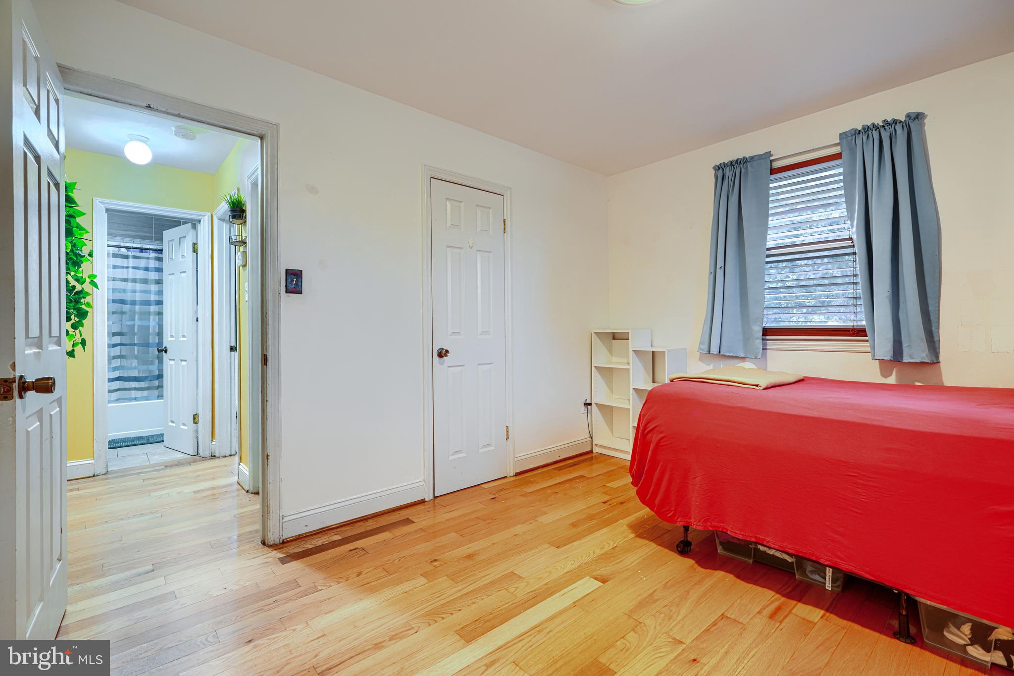 WOODLAWN HEIGHTS - Residential