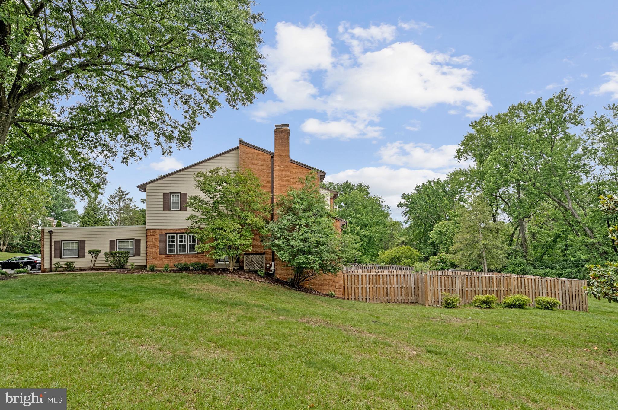 926 MOOREFIELD CREEK ROAD SW