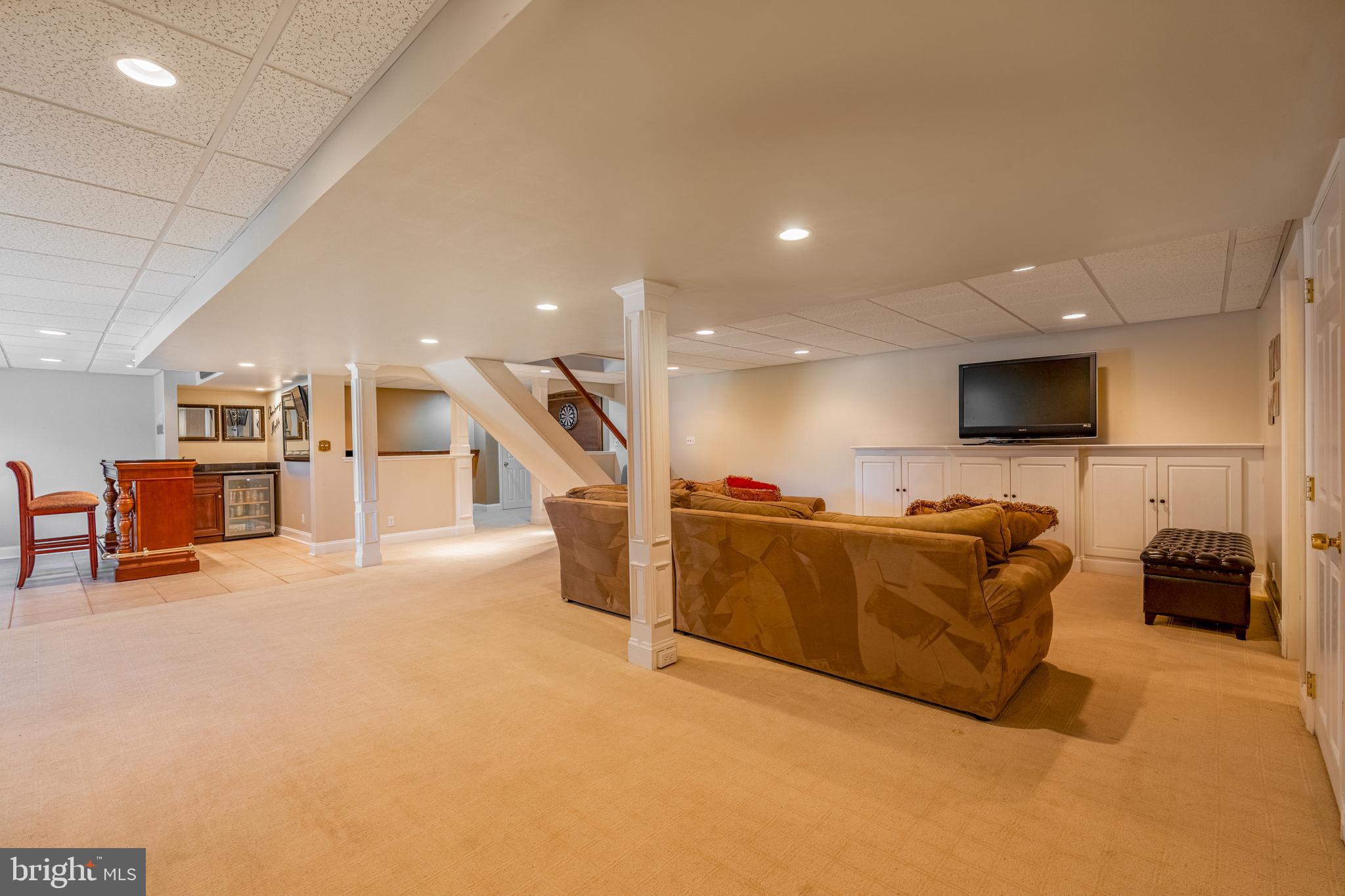BOW TREE - Residential