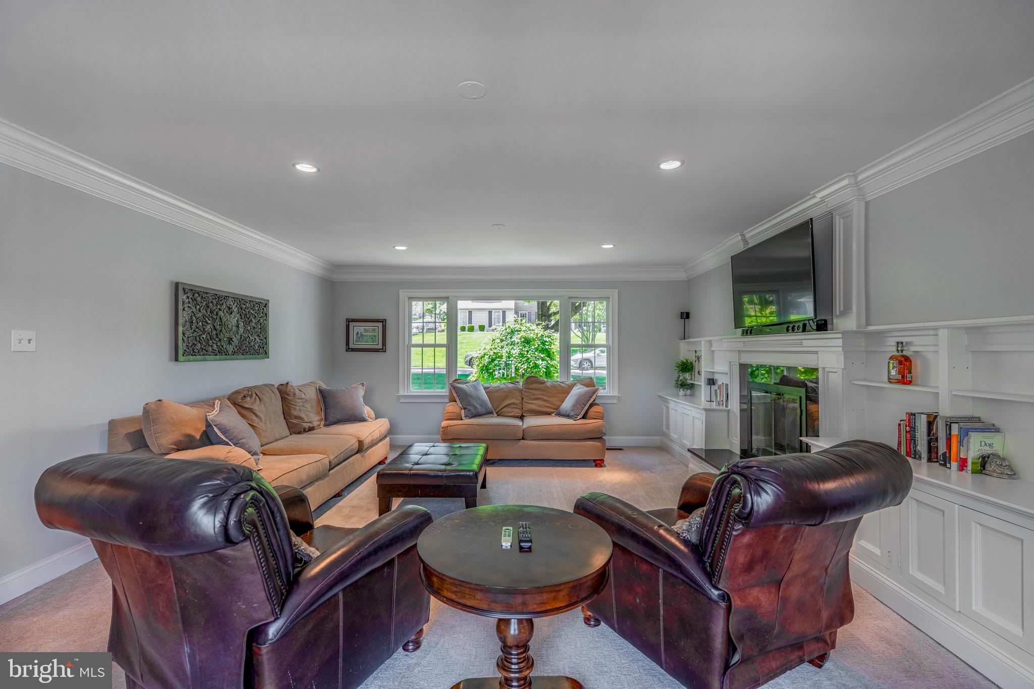 BOW TREE - Residential