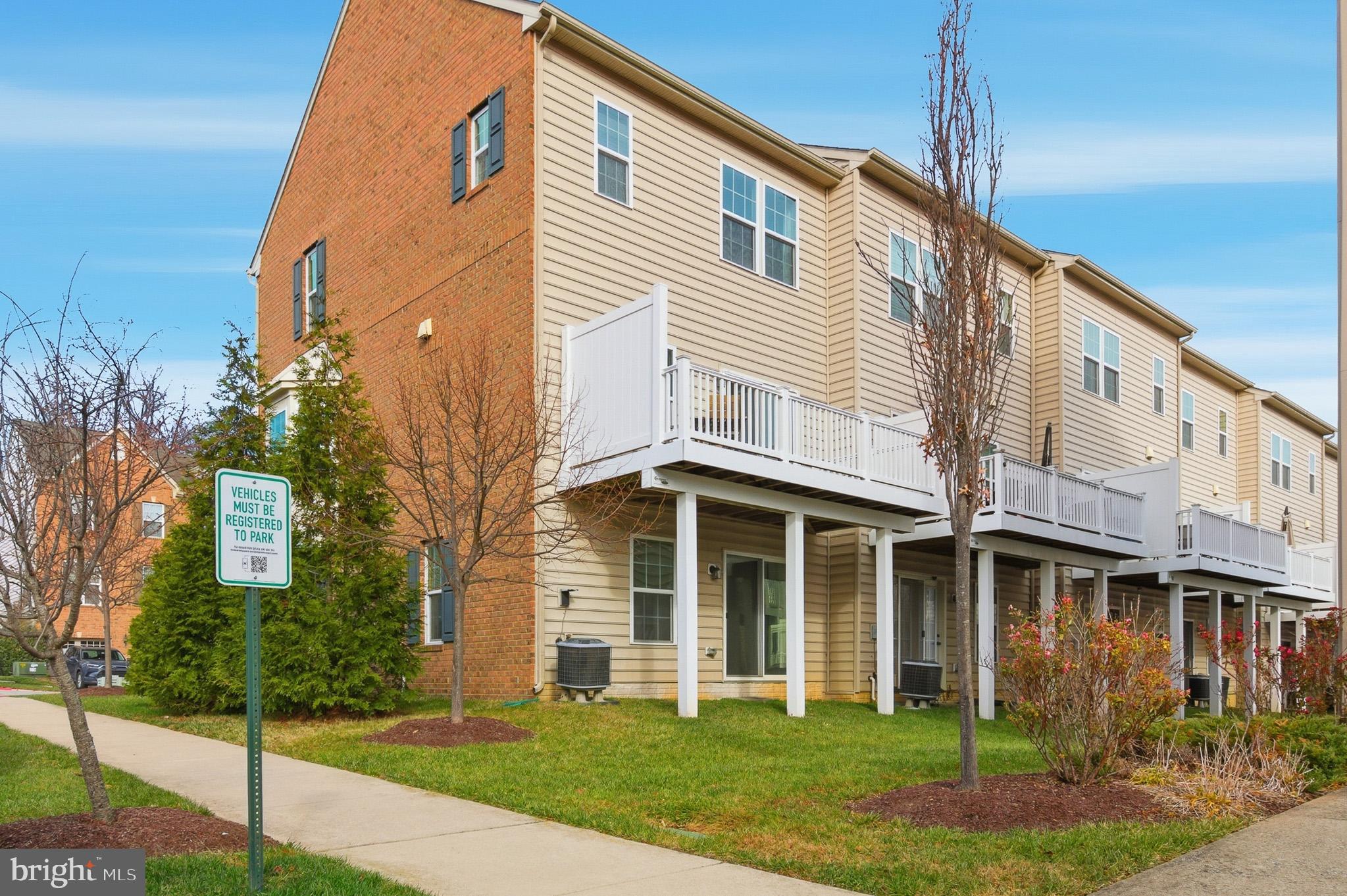 7300 SUMMIT ROCK ROAD