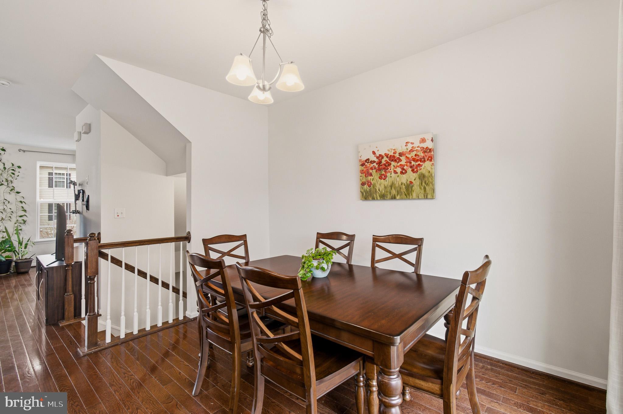 HOWARD SQUARE - Residential