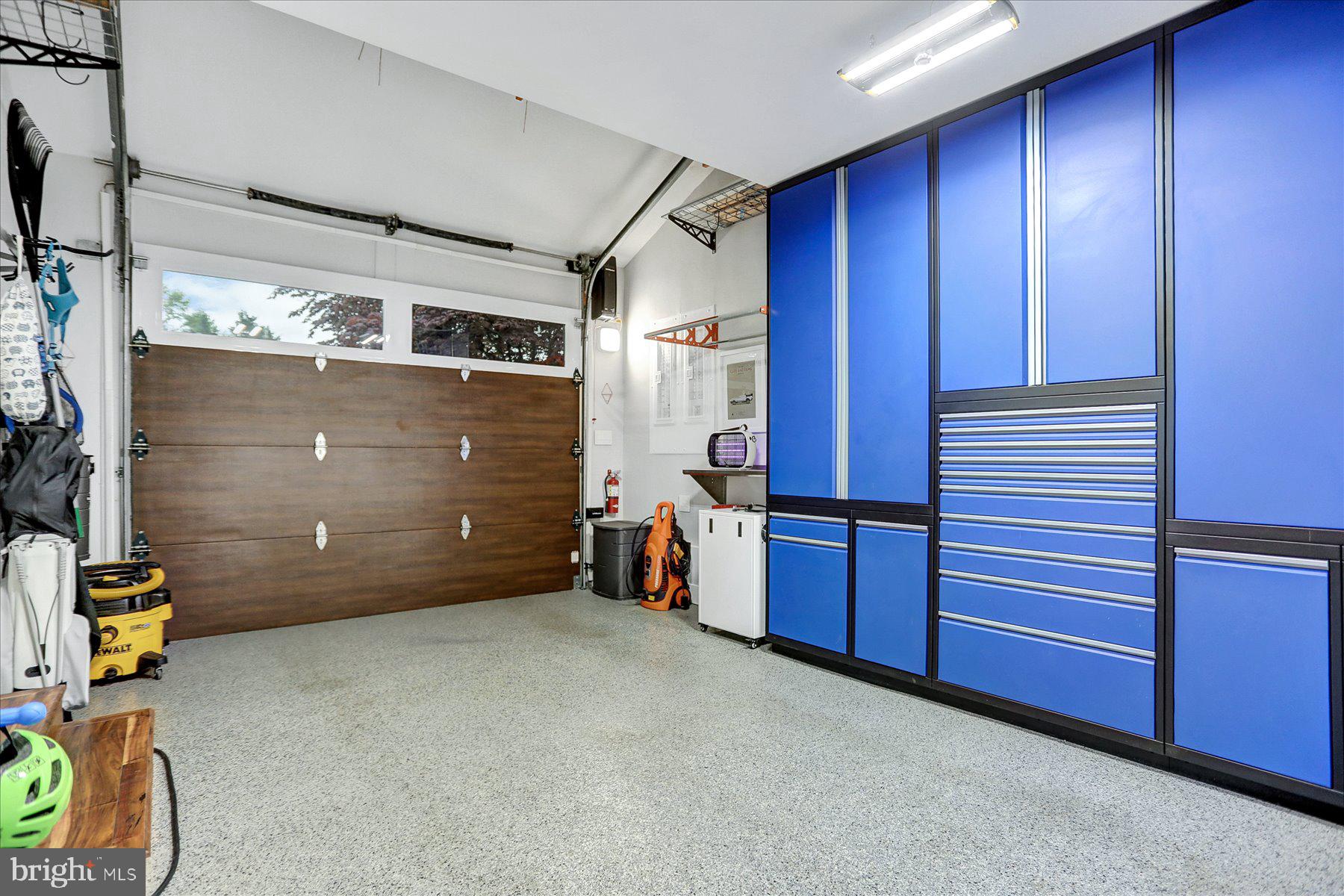 RUMSEY ISLAND - Residential