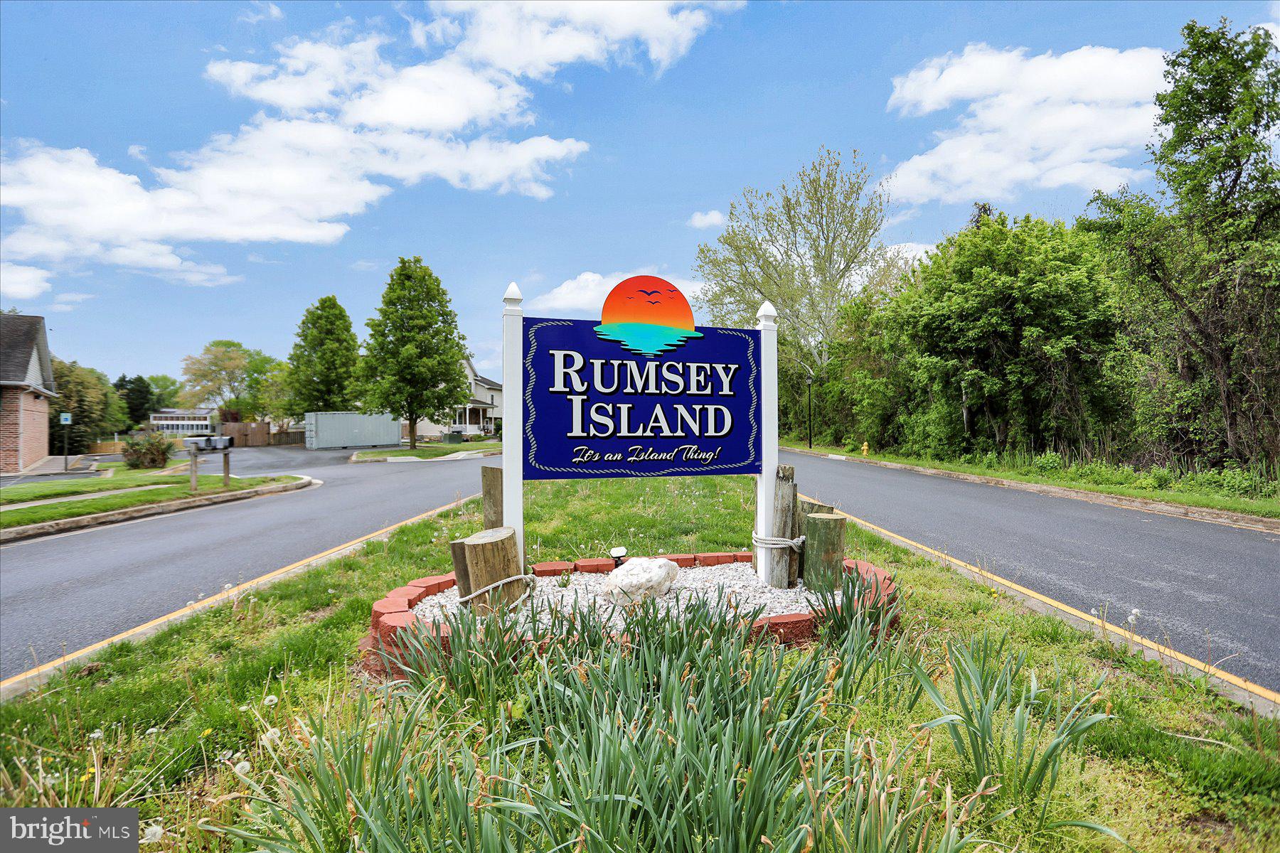 RUMSEY ISLAND - Residential