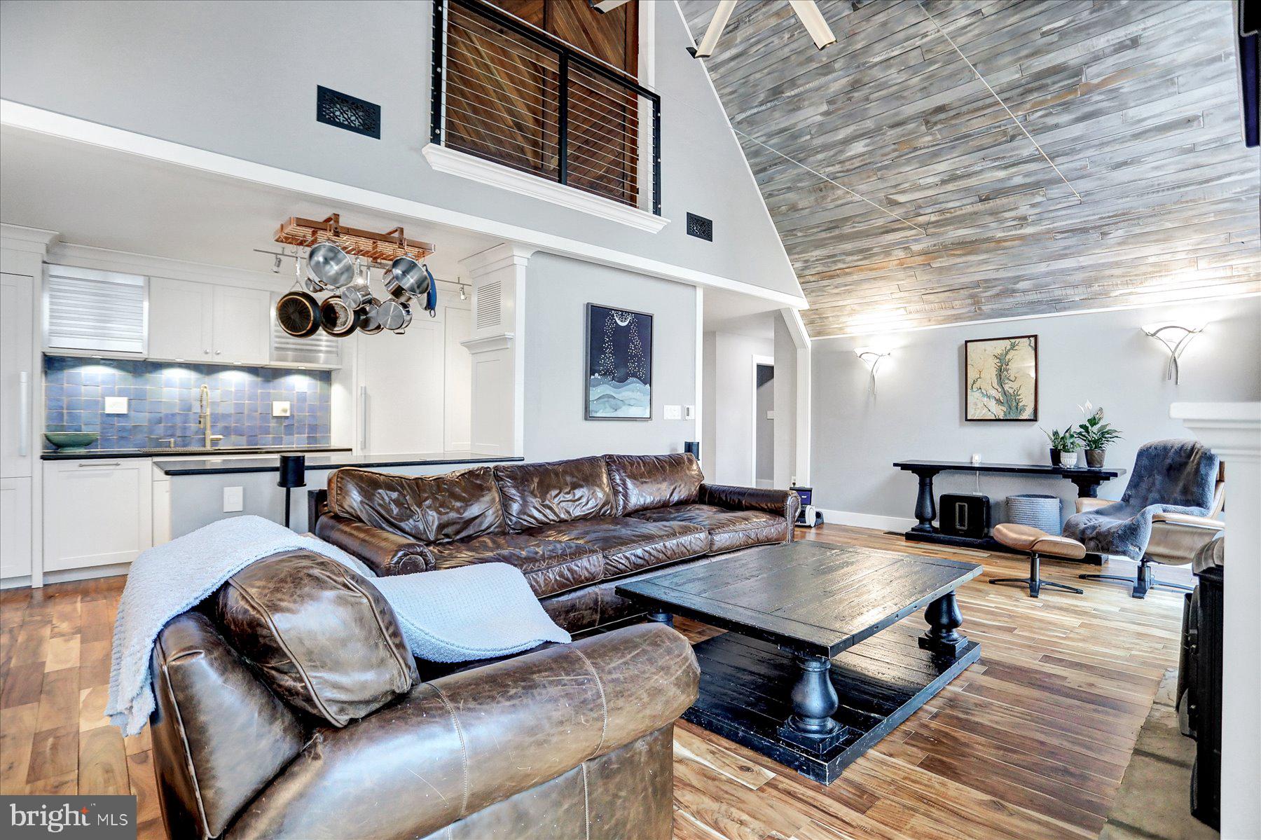 RUMSEY ISLAND - Residential
