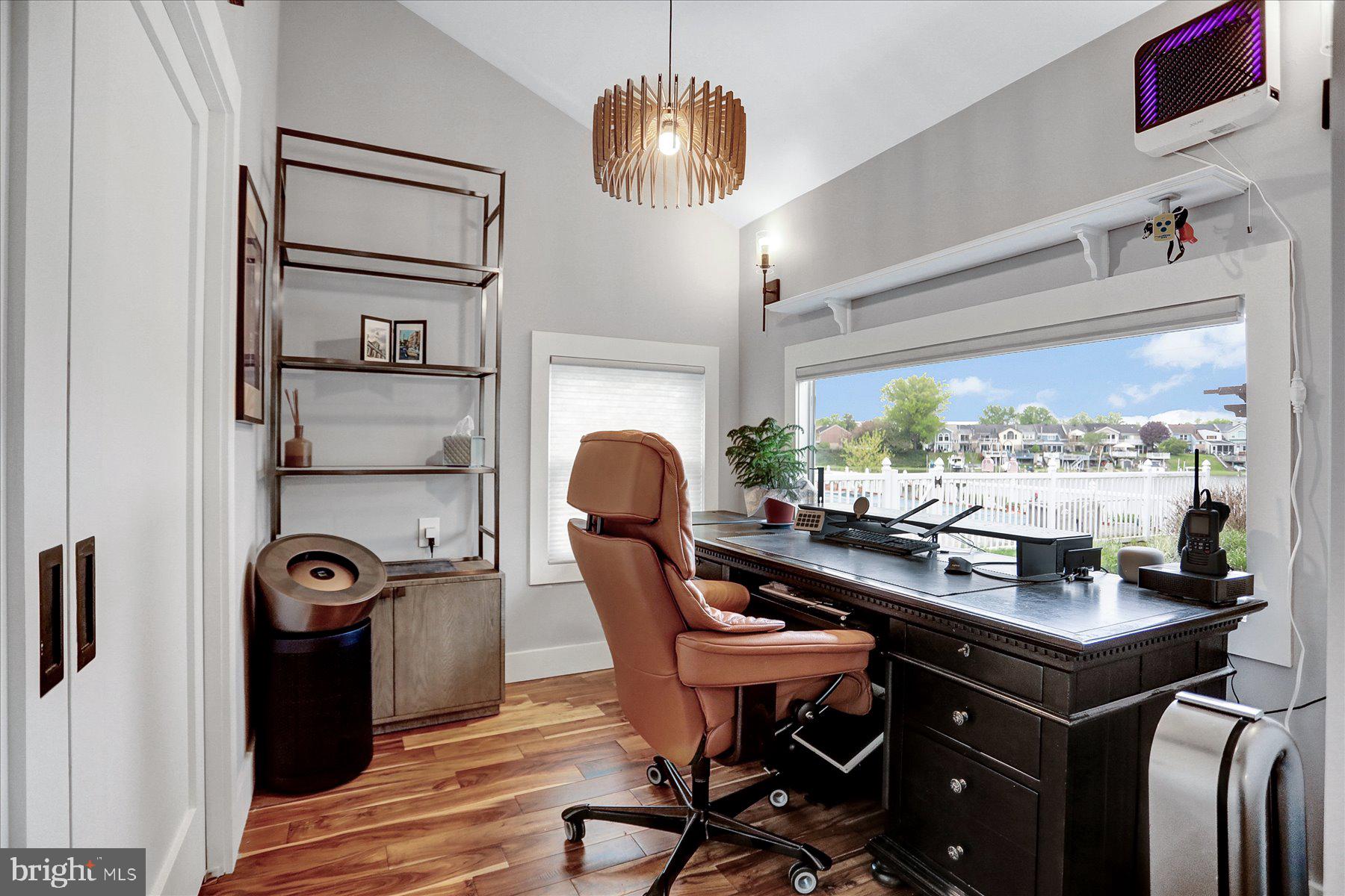 RUMSEY ISLAND - Residential