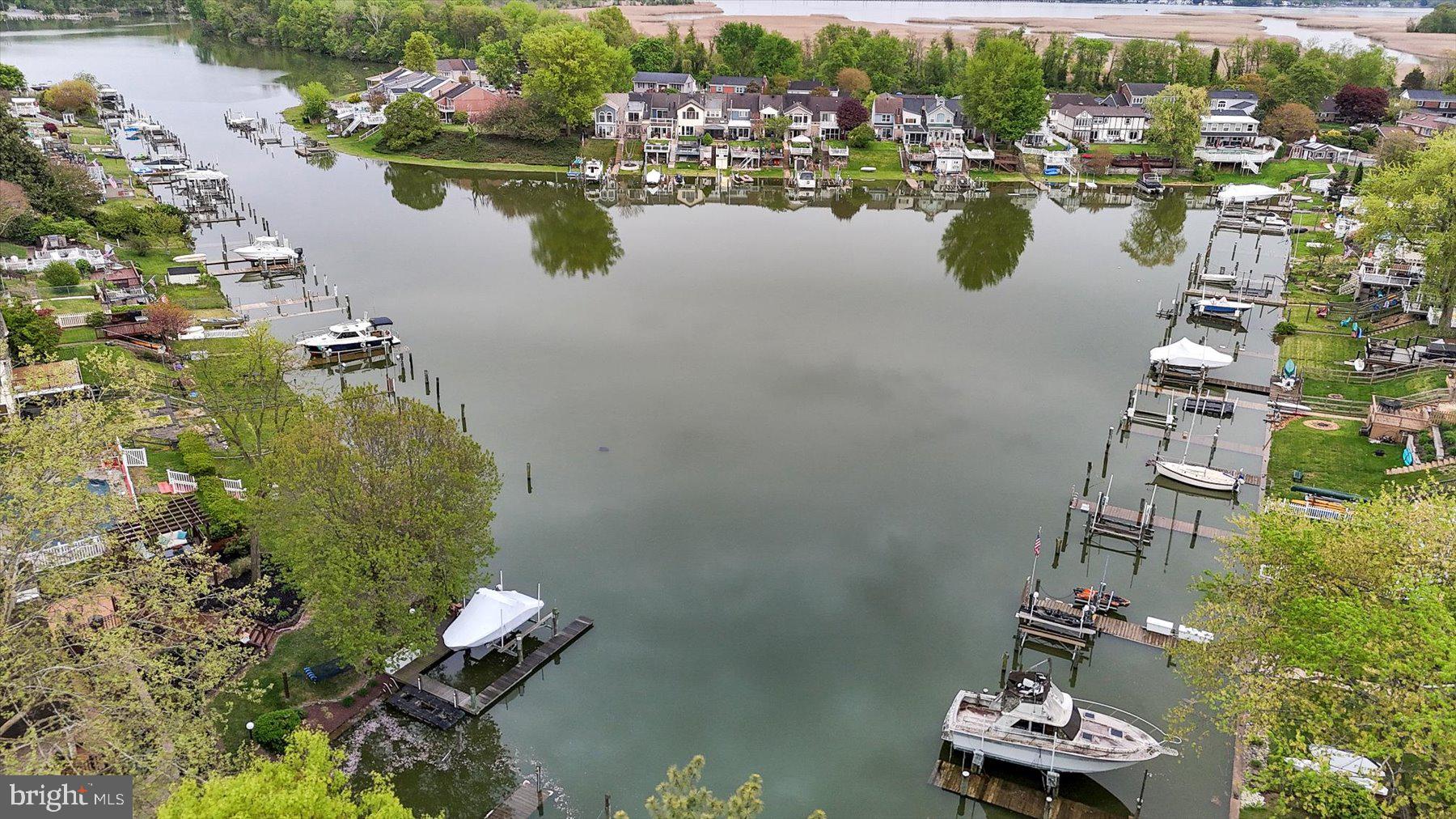RUMSEY ISLAND - Residential