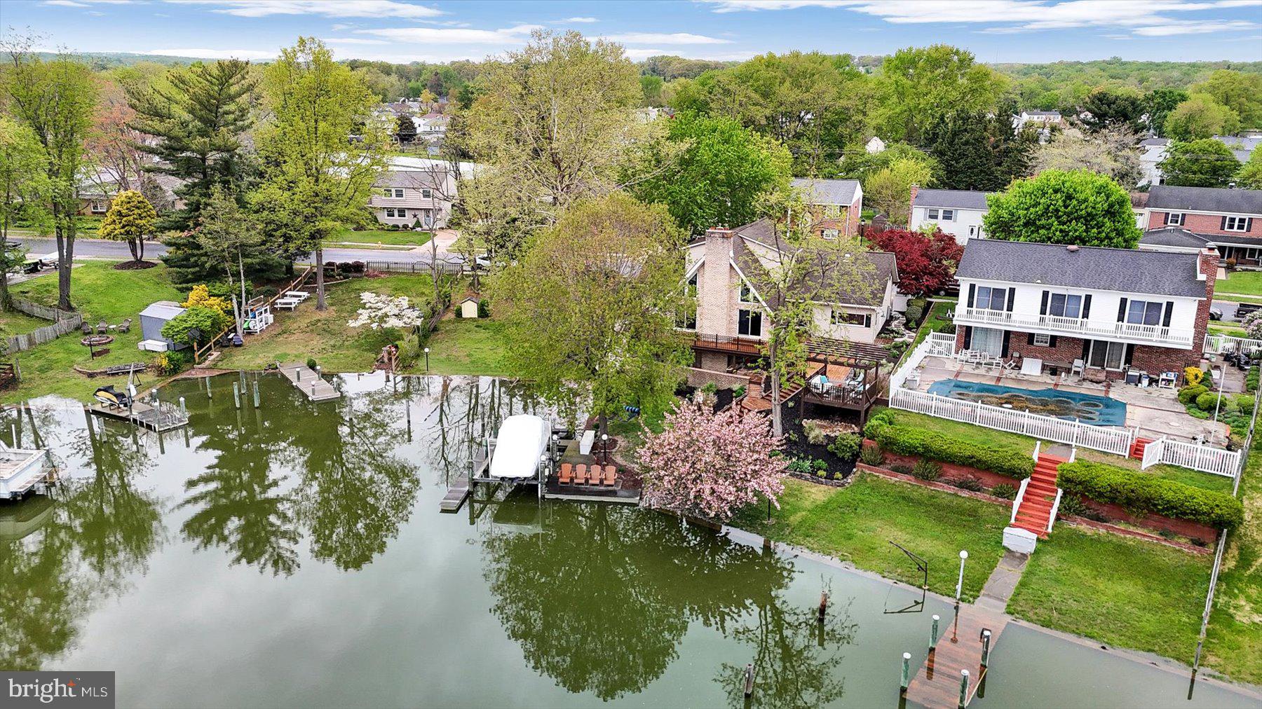 RUMSEY ISLAND - Residential