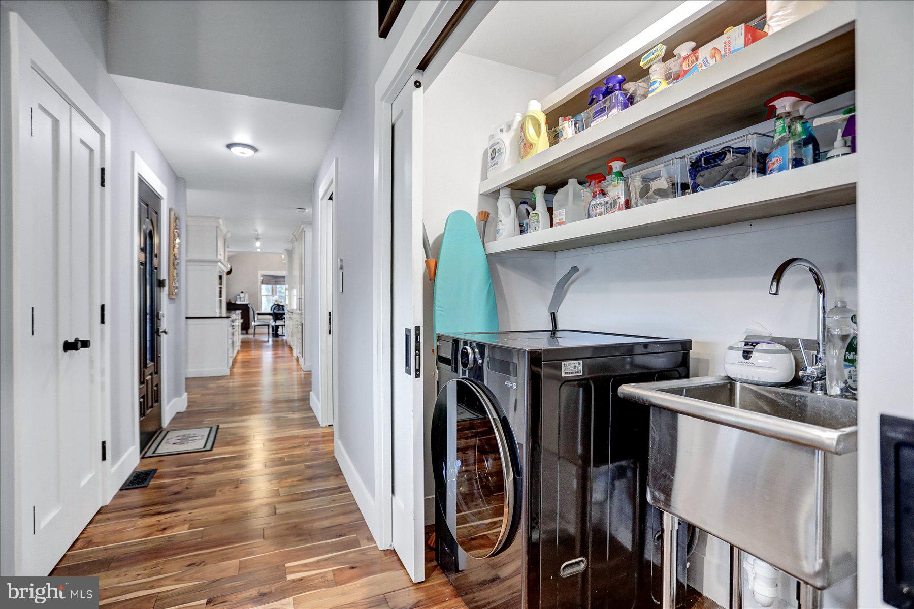 RUMSEY ISLAND - Residential