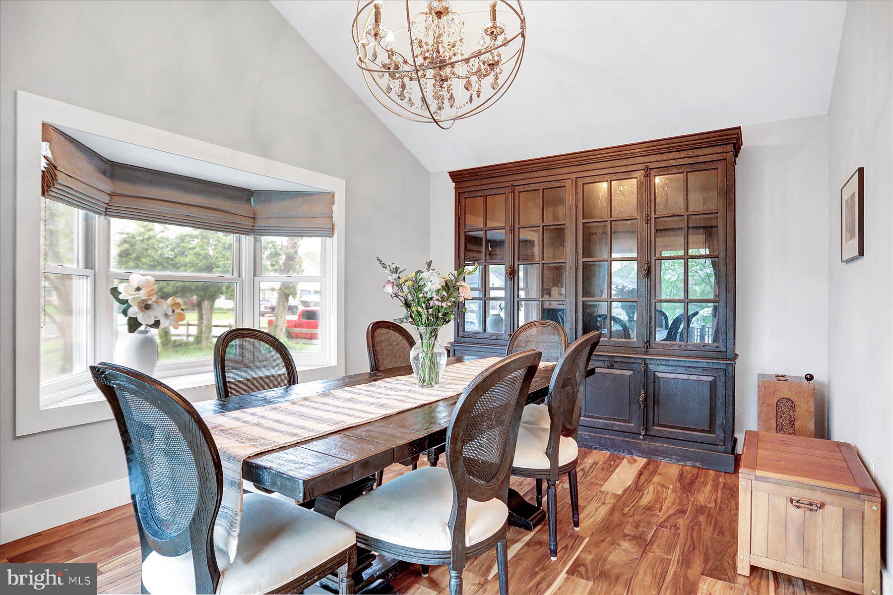 RUMSEY ISLAND - Residential