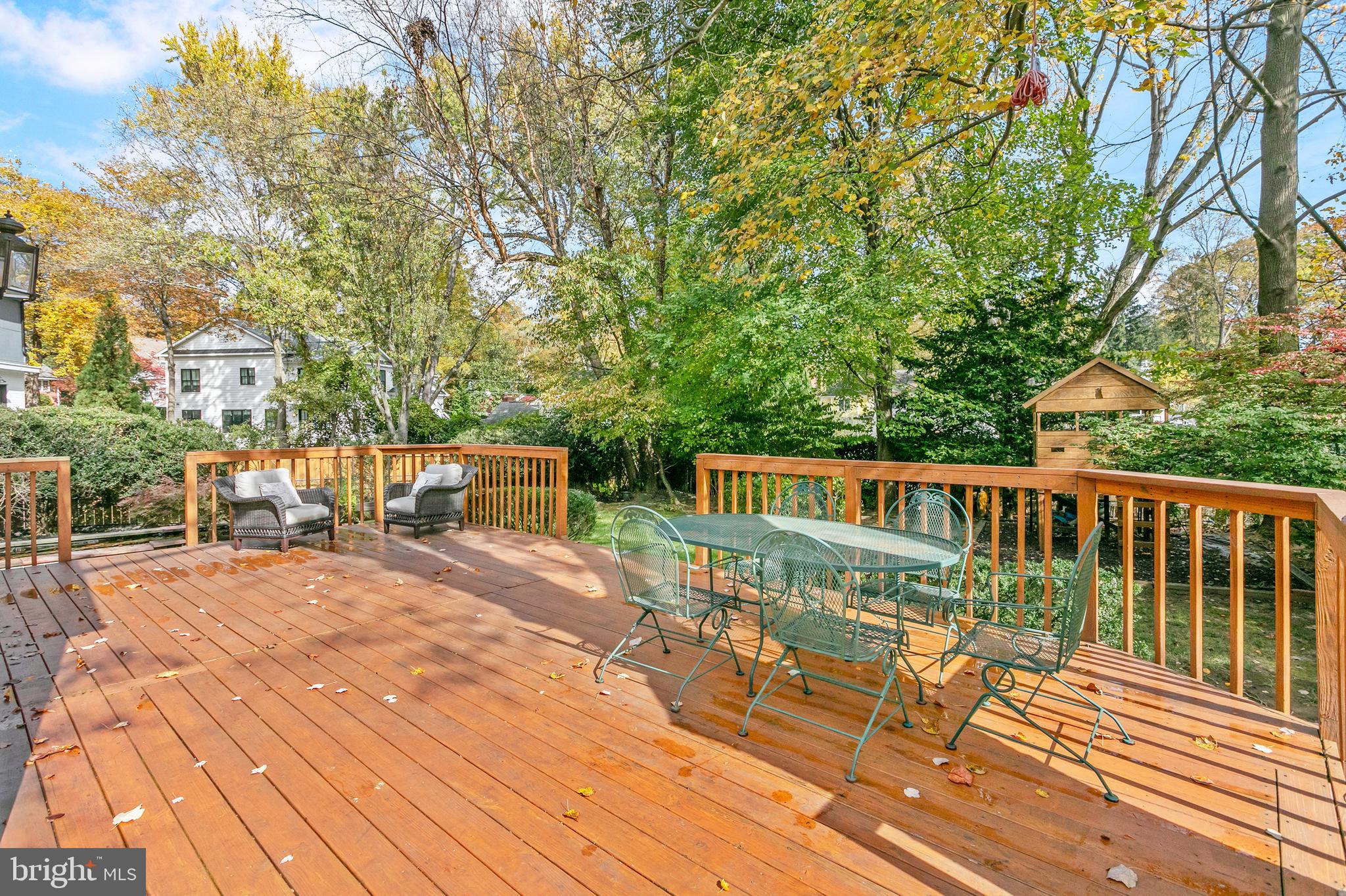 BROYHILL HILLS - Residential