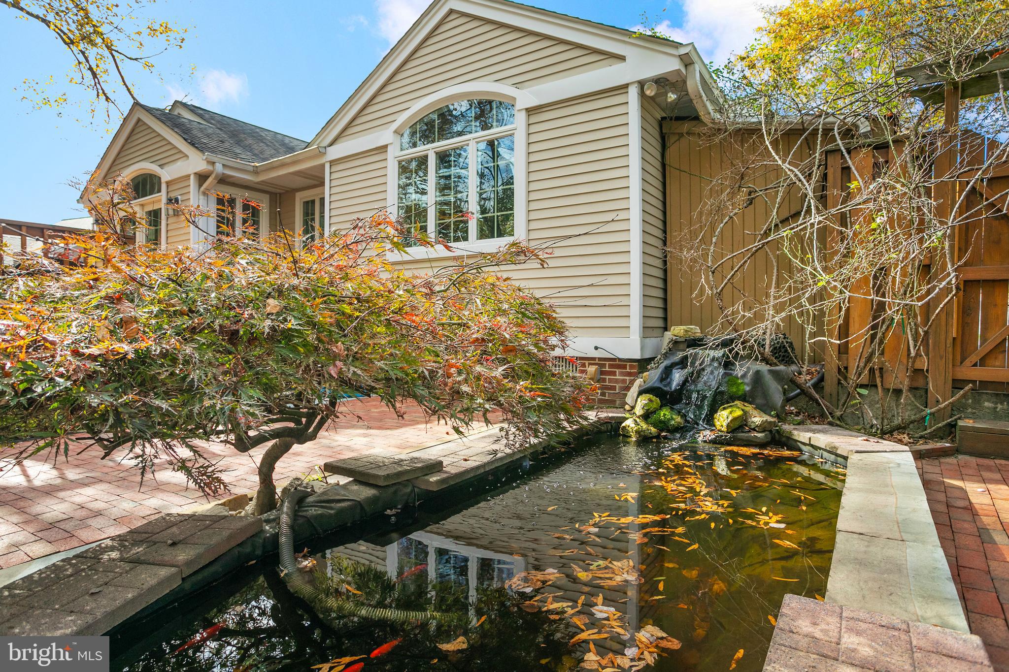 BROYHILL HILLS - Residential