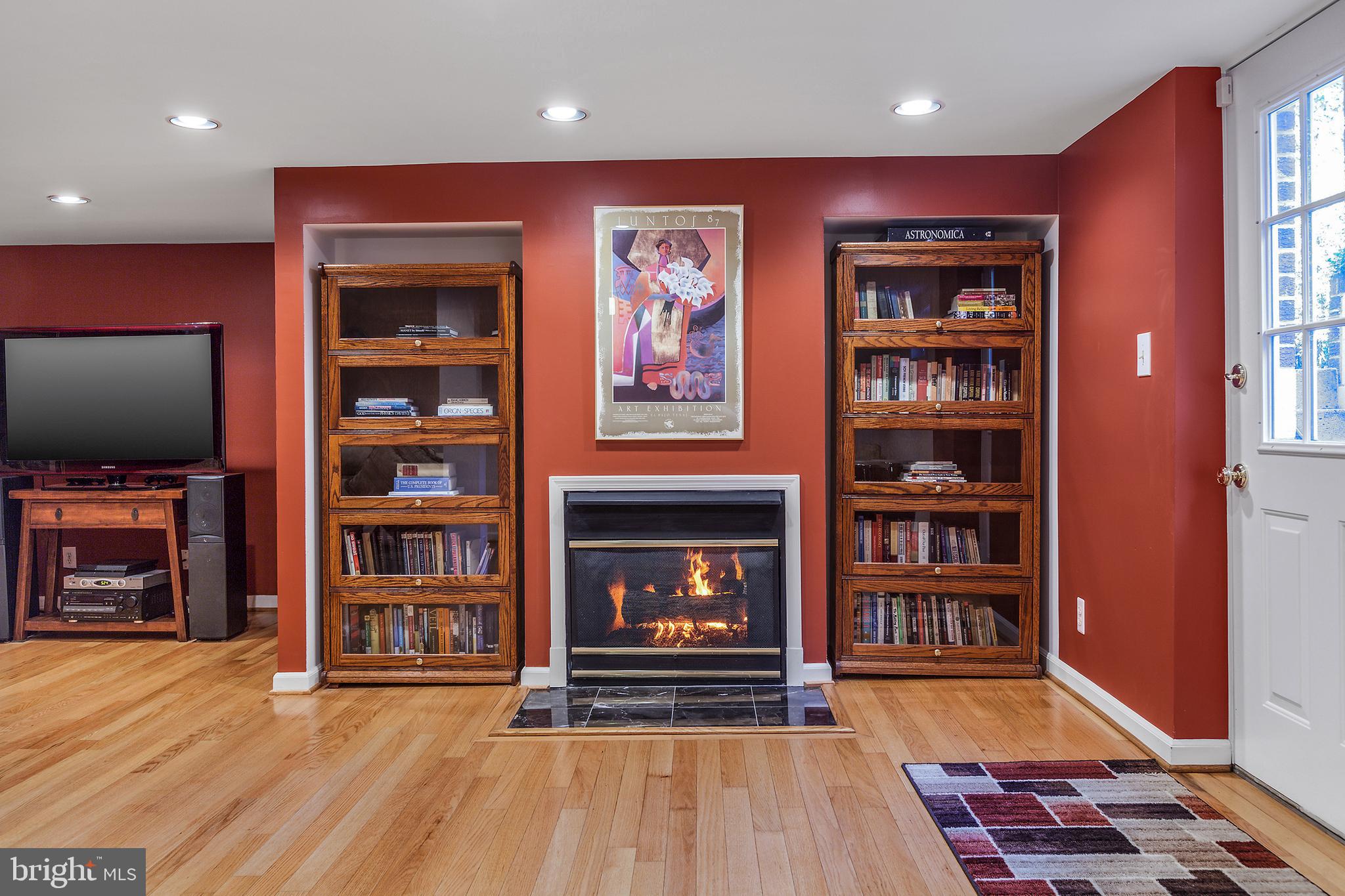 BROYHILL HILLS - Residential