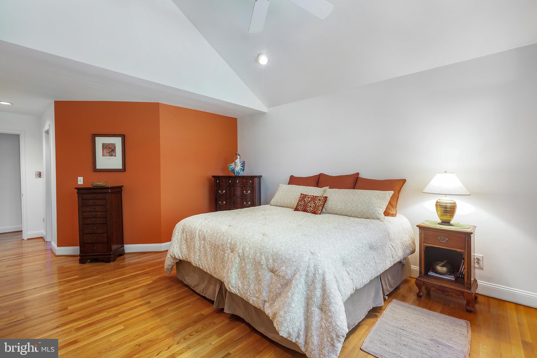 BROYHILL HILLS - Residential