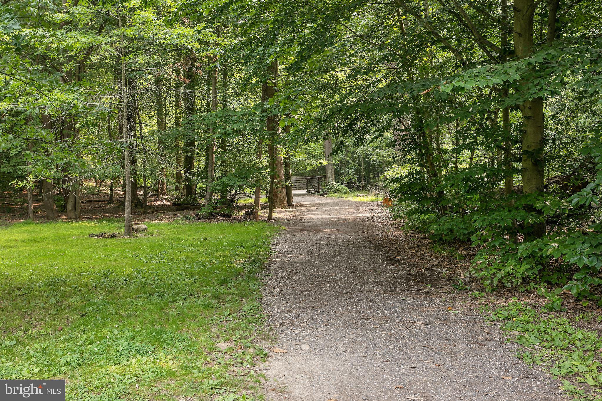 BROYHILL HILLS - Residential