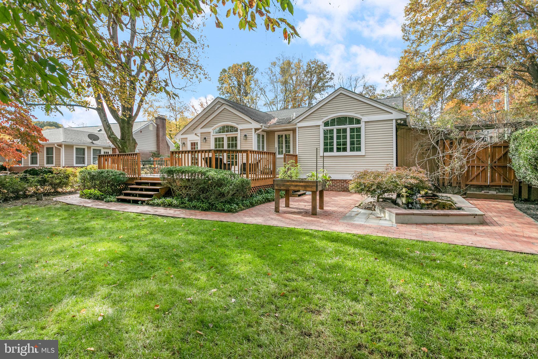 BROYHILL HILLS - Residential