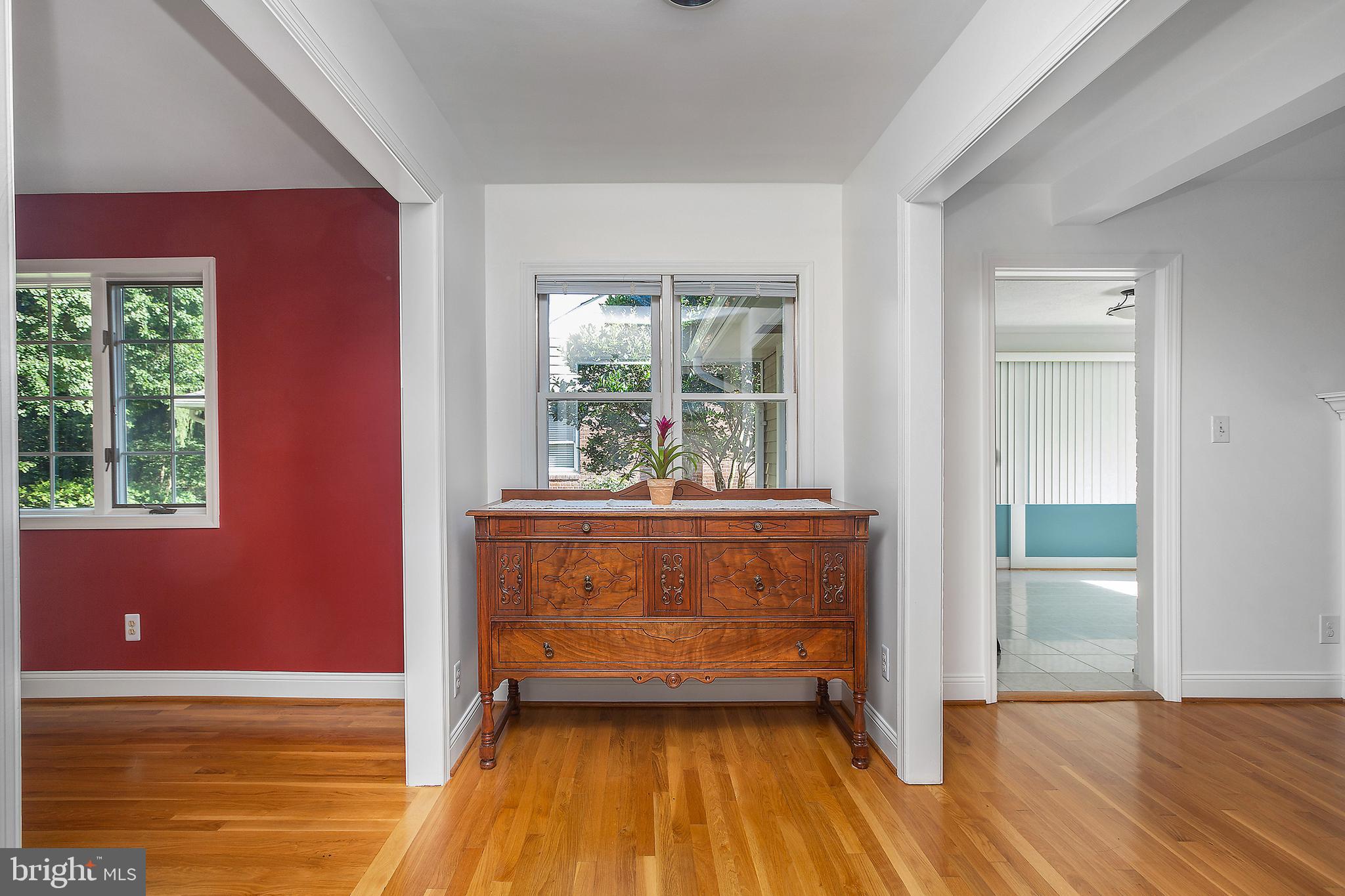 BROYHILL HILLS - Residential