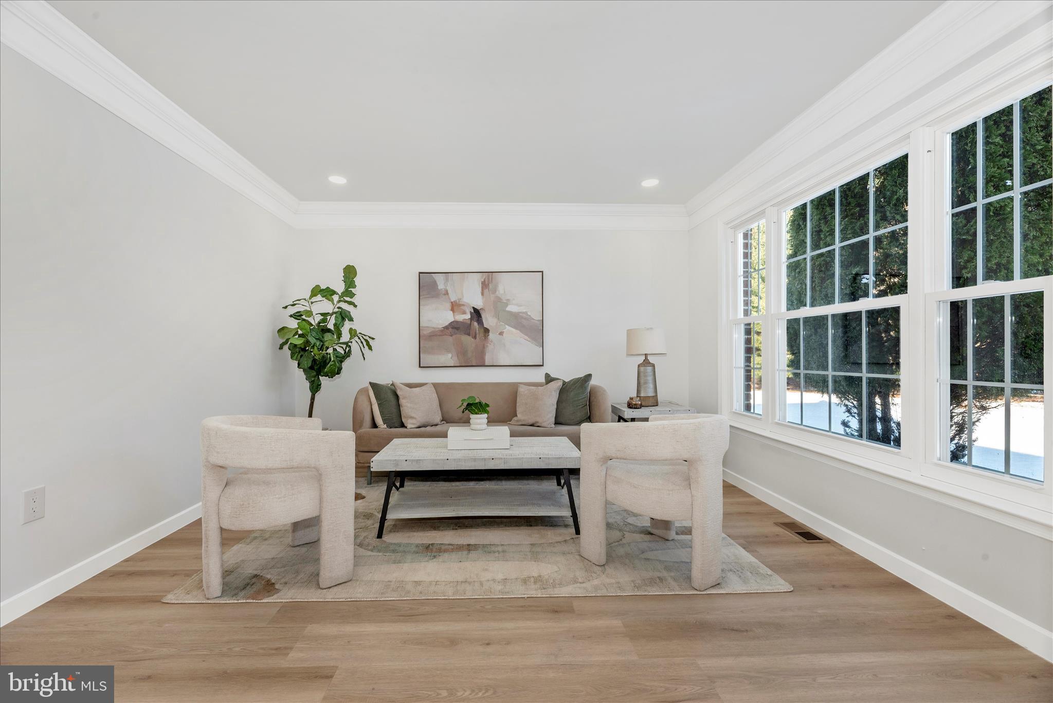 EDRICH MANOR - Residential