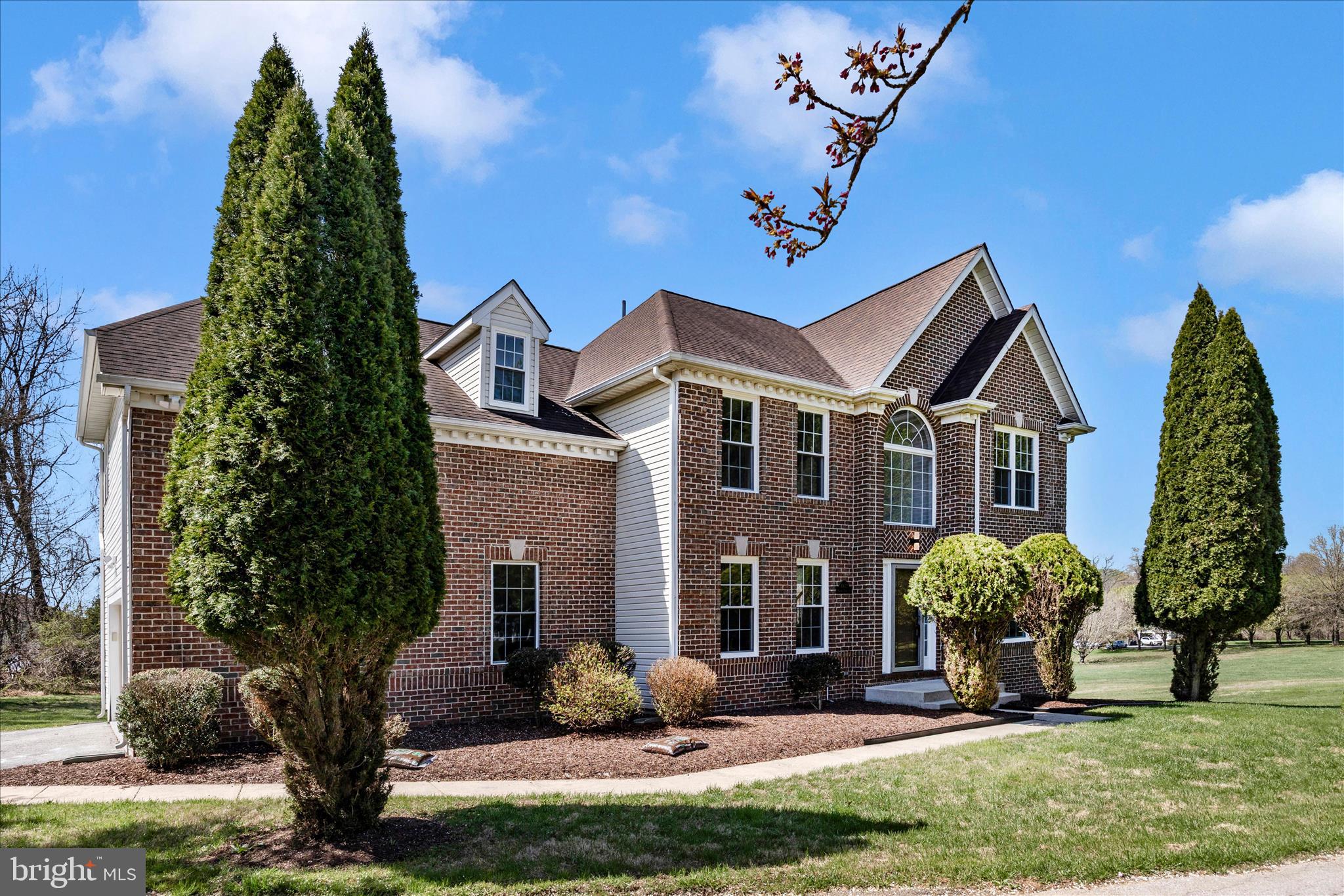 EDRICH MANOR - Residential