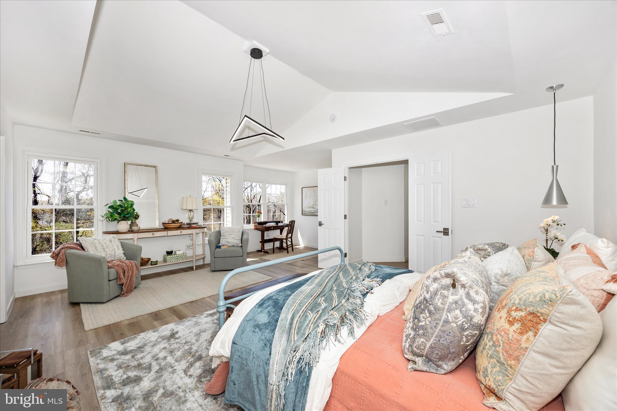 EDRICH MANOR - Residential