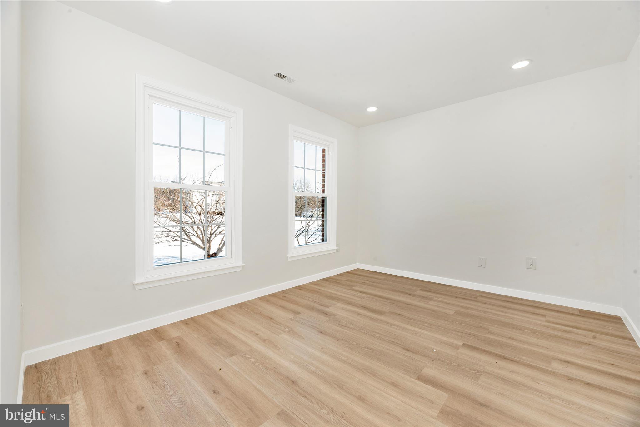 EDRICH MANOR - Residential