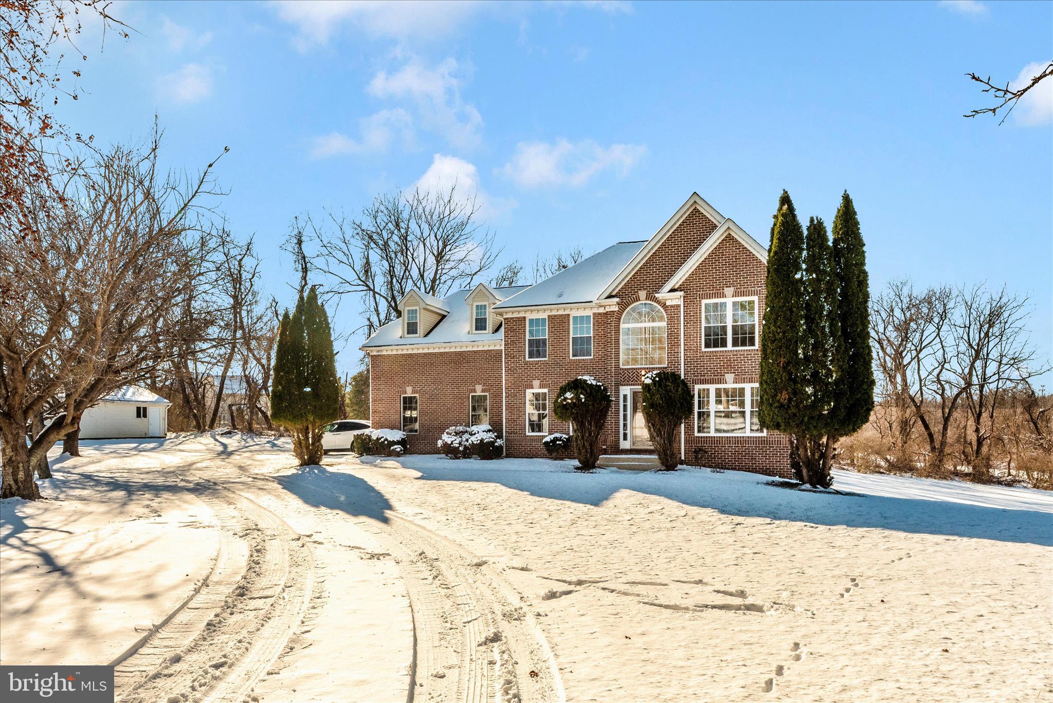 EDRICH MANOR - Residential