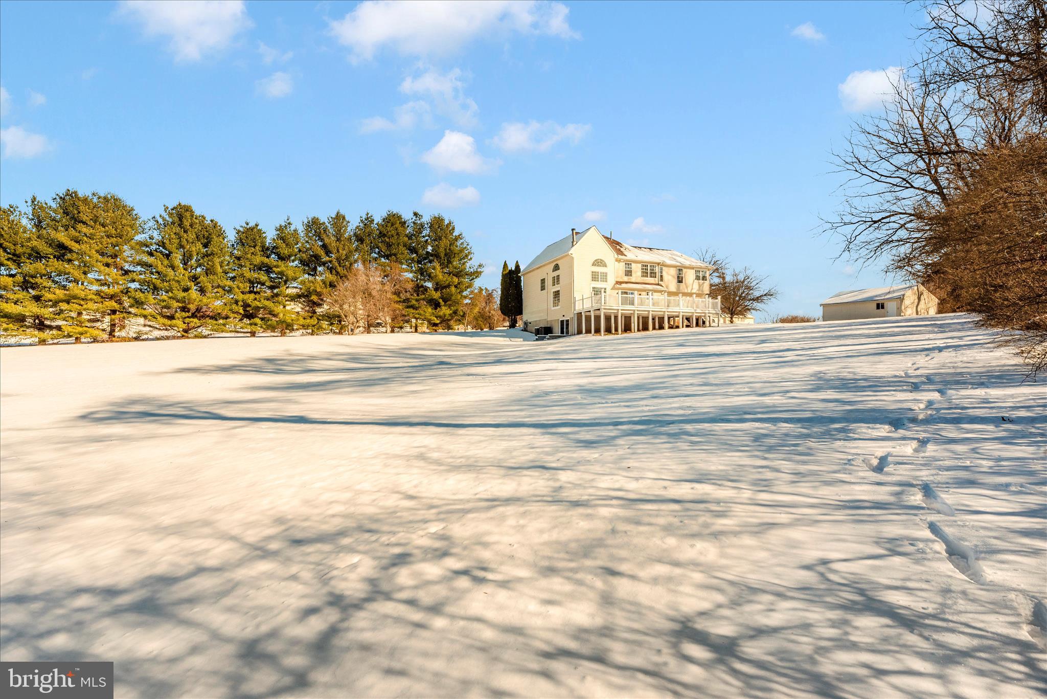 EDRICH MANOR - Residential