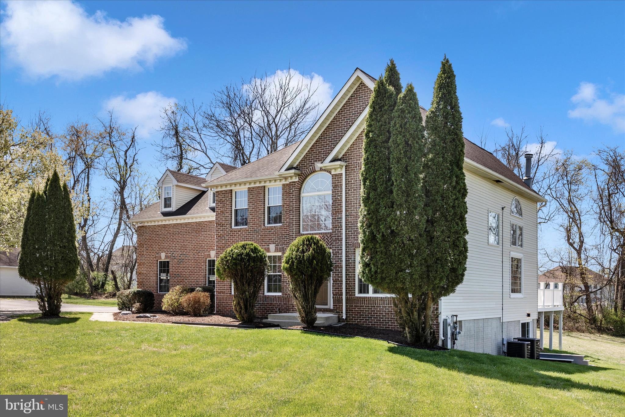 EDRICH MANOR - Residential