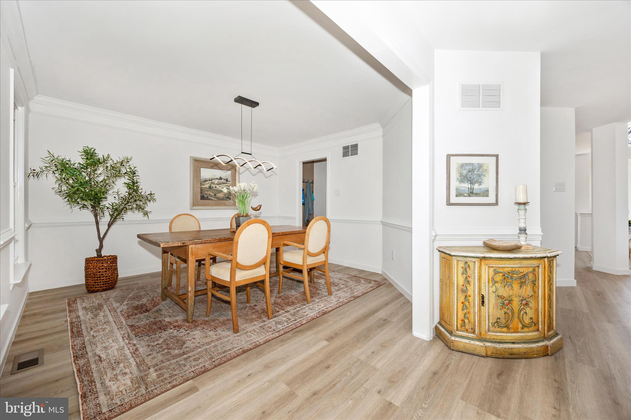 EDRICH MANOR - Residential