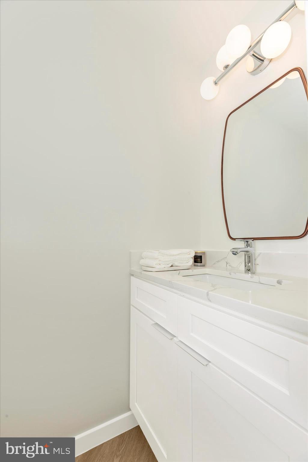 EDRICH MANOR - Residential