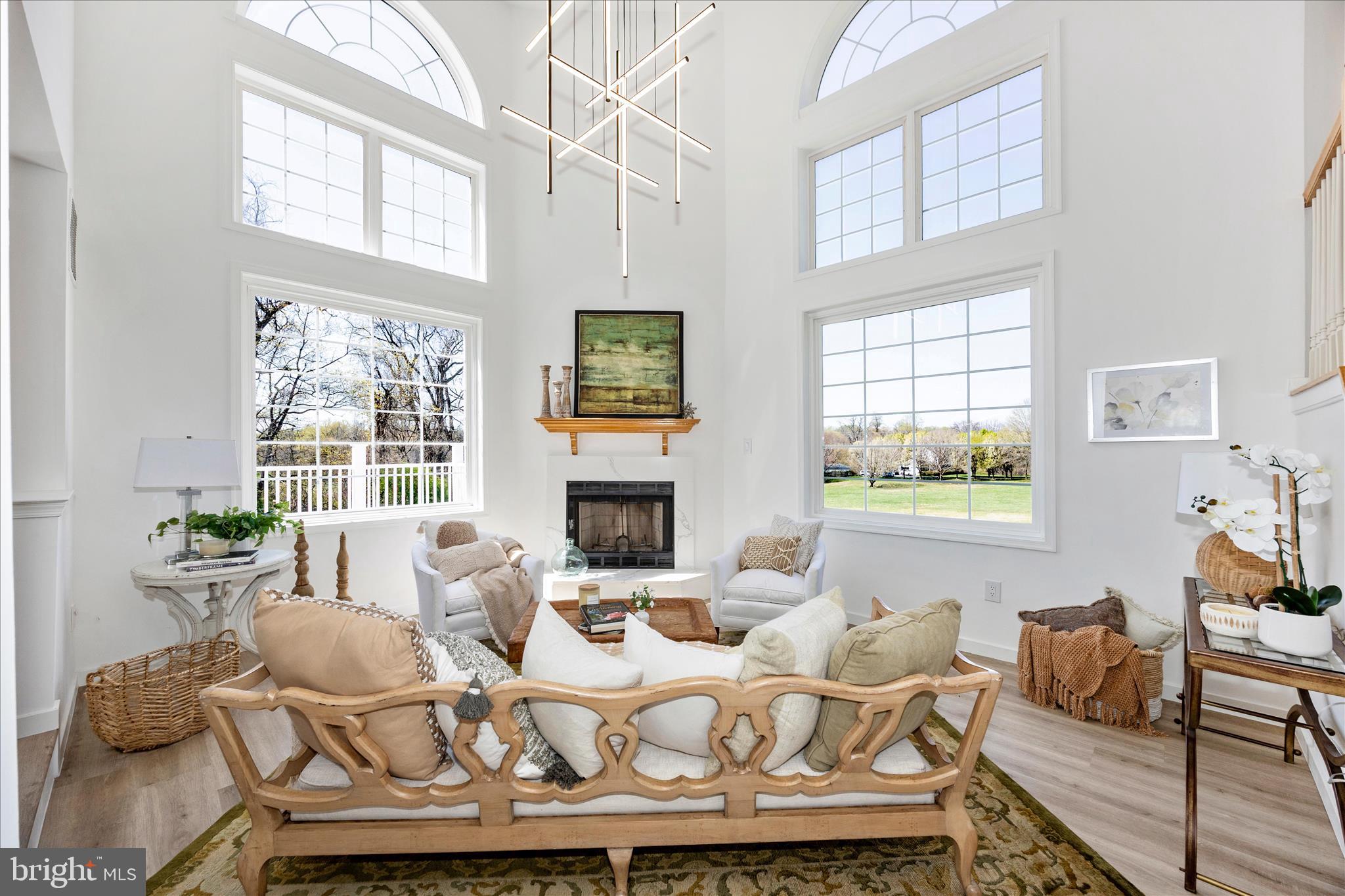 EDRICH MANOR - Residential