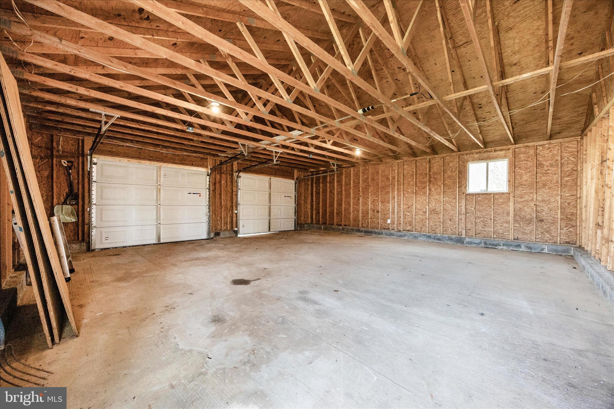 EDRICH MANOR - Residential