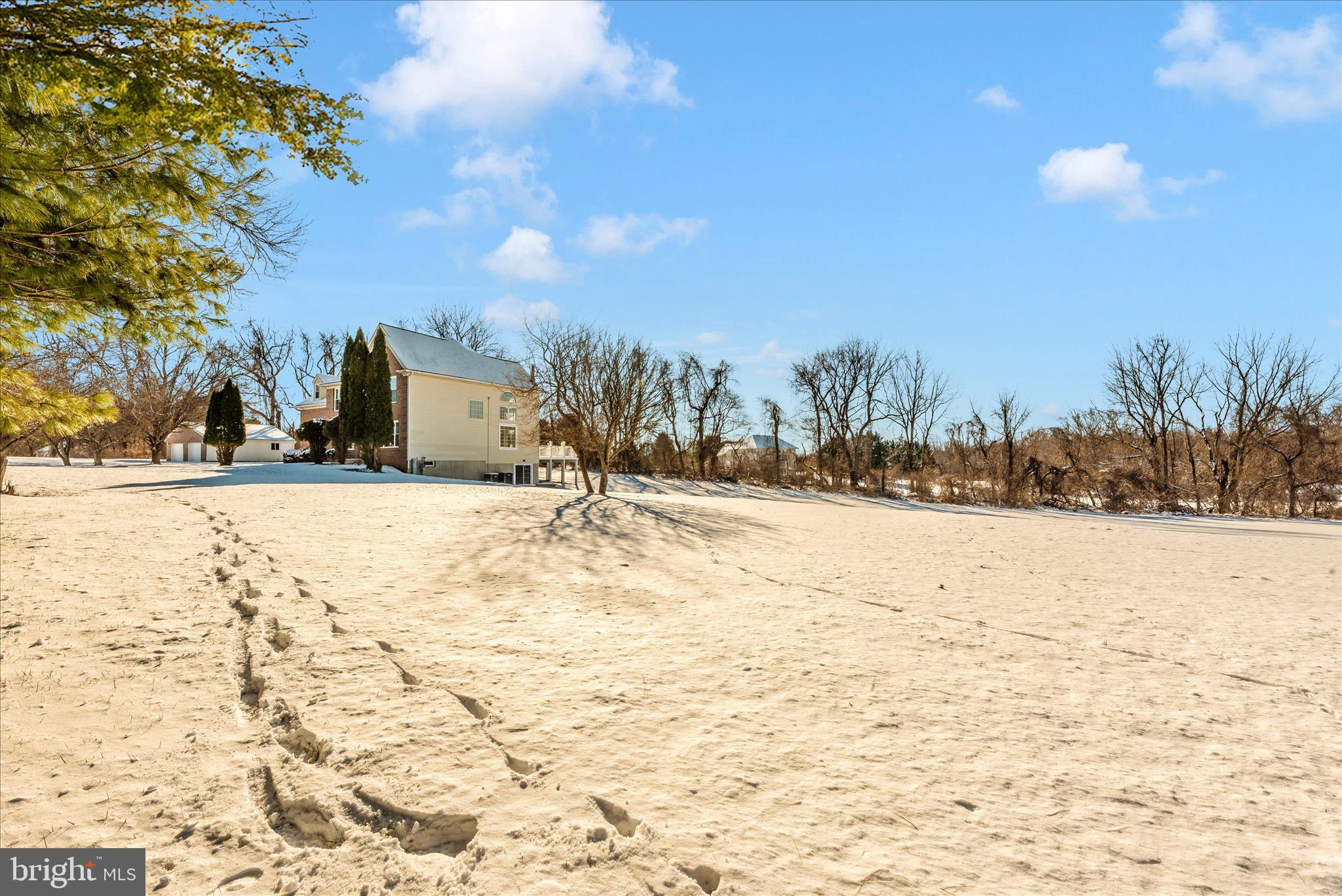 EDRICH MANOR - Residential