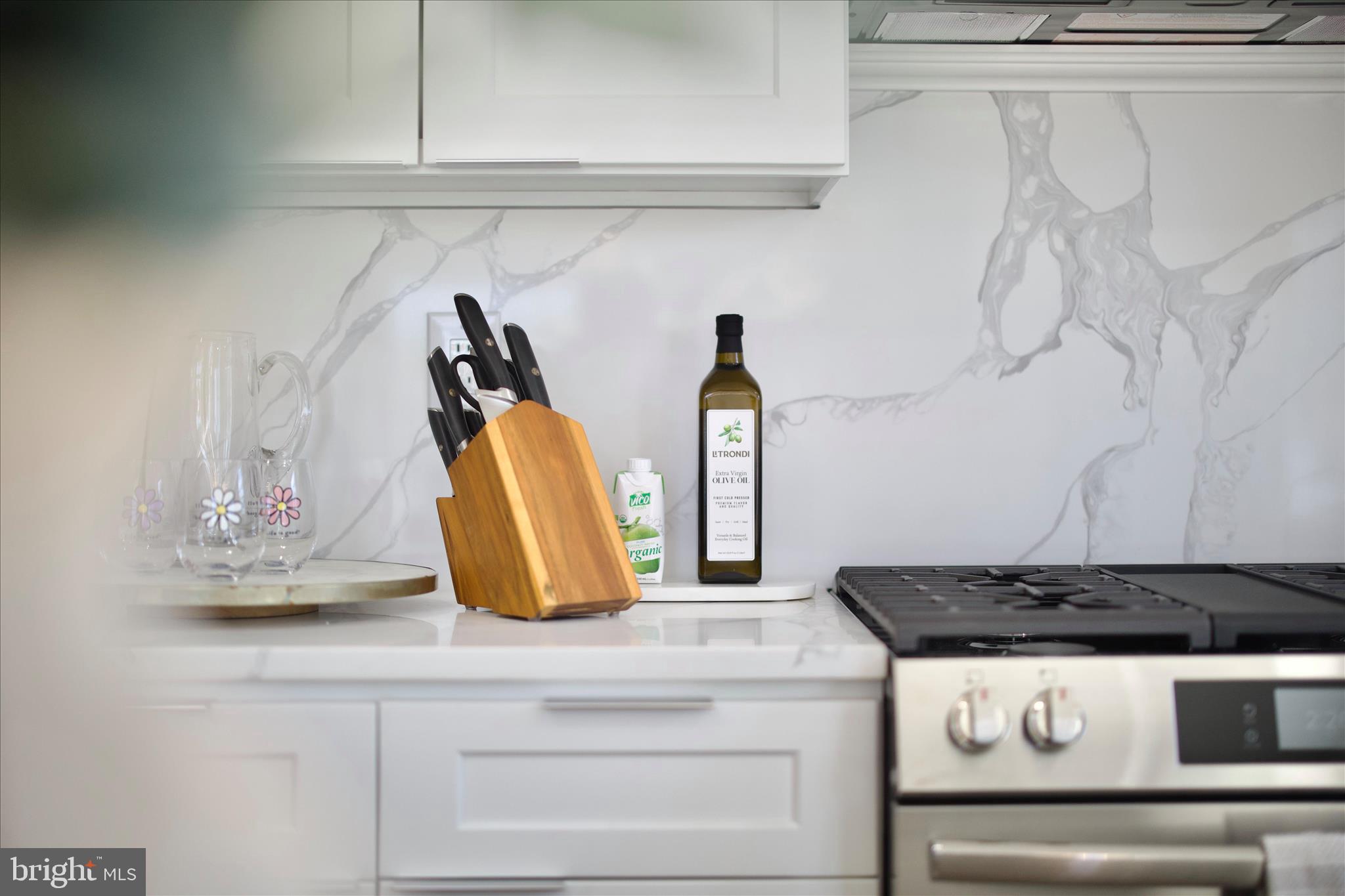 EDRICH MANOR - Residential