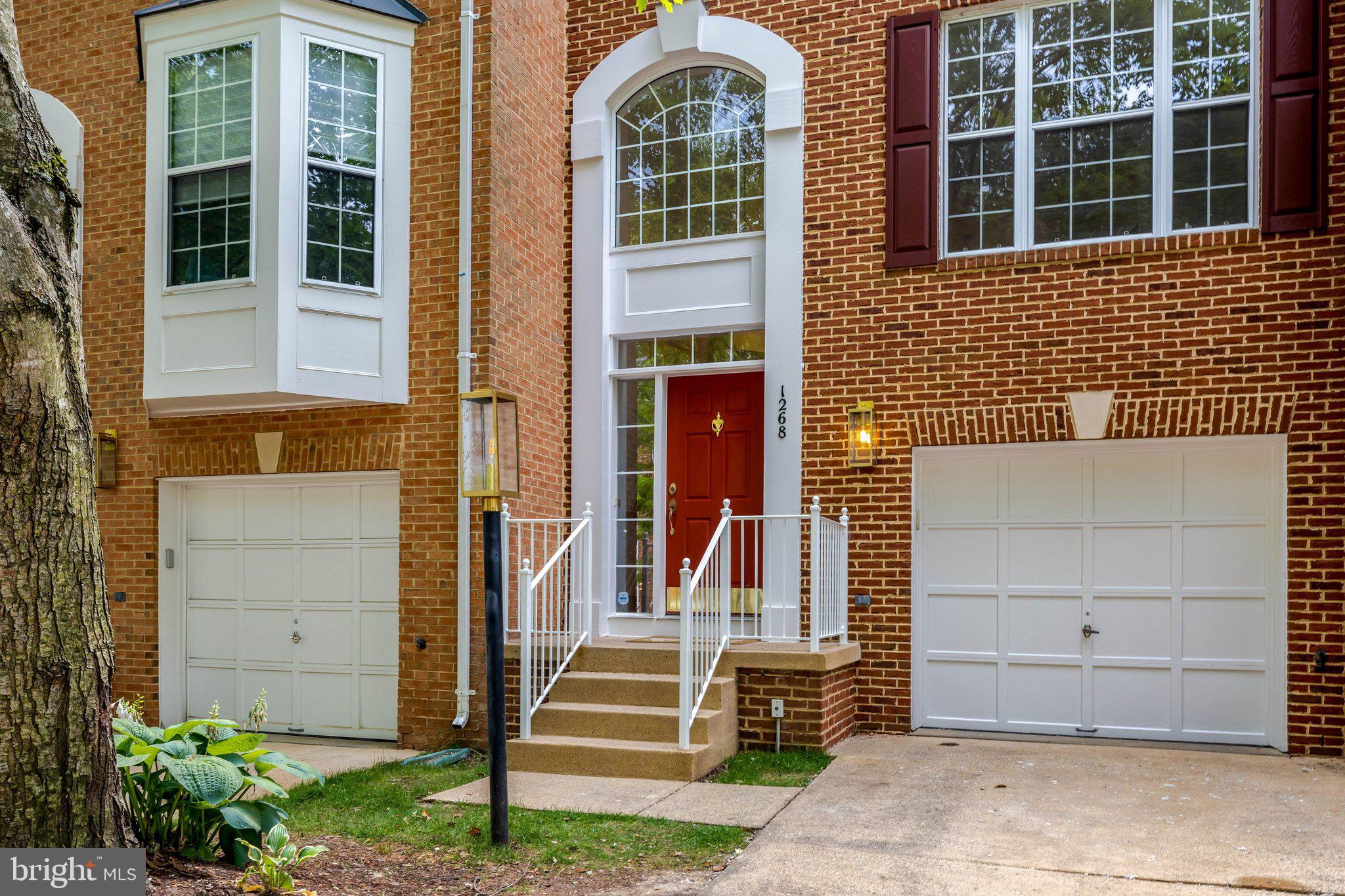 1268 WILD HAWTHORN WAY
