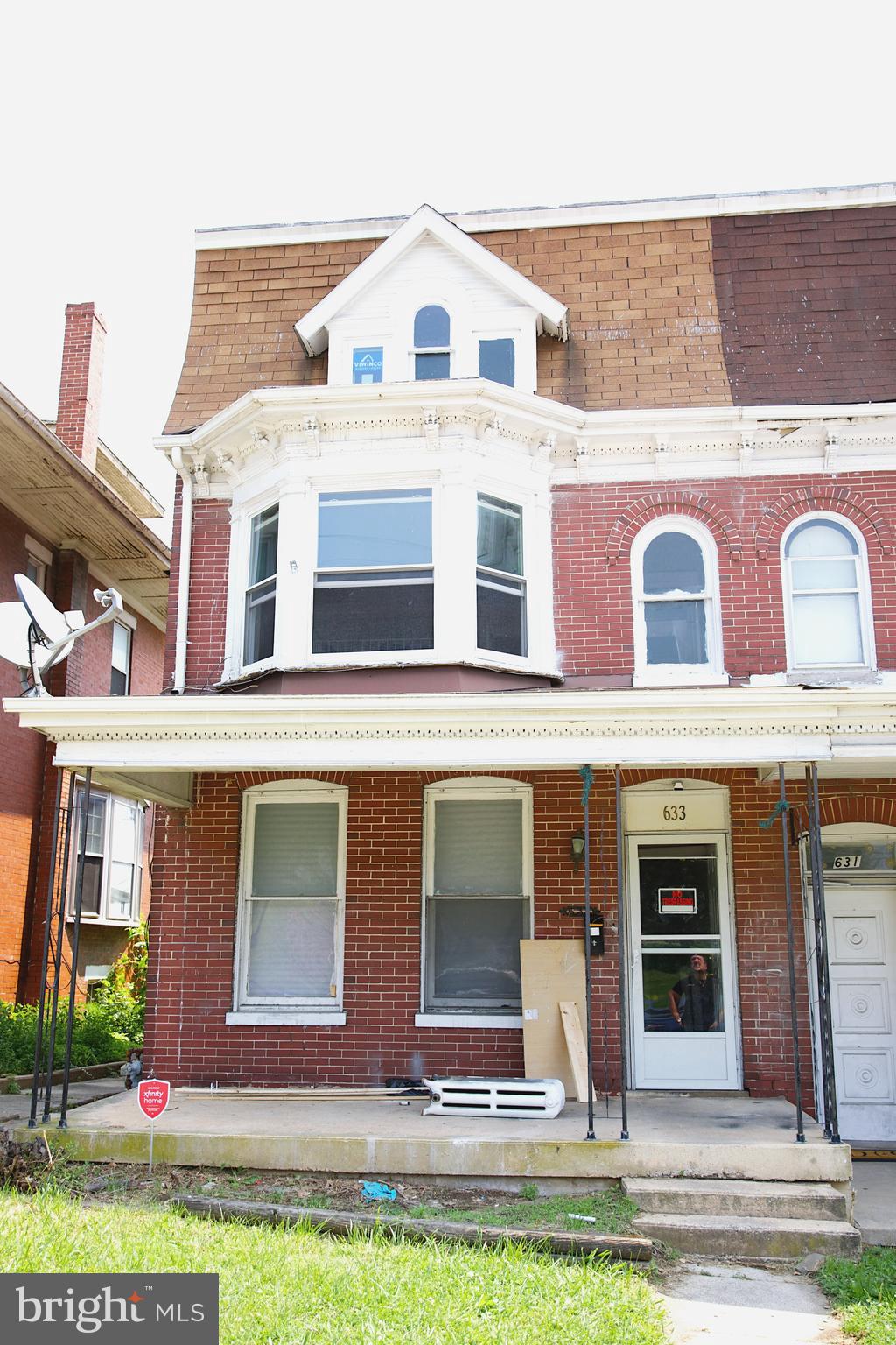 633 N GEORGE STREET