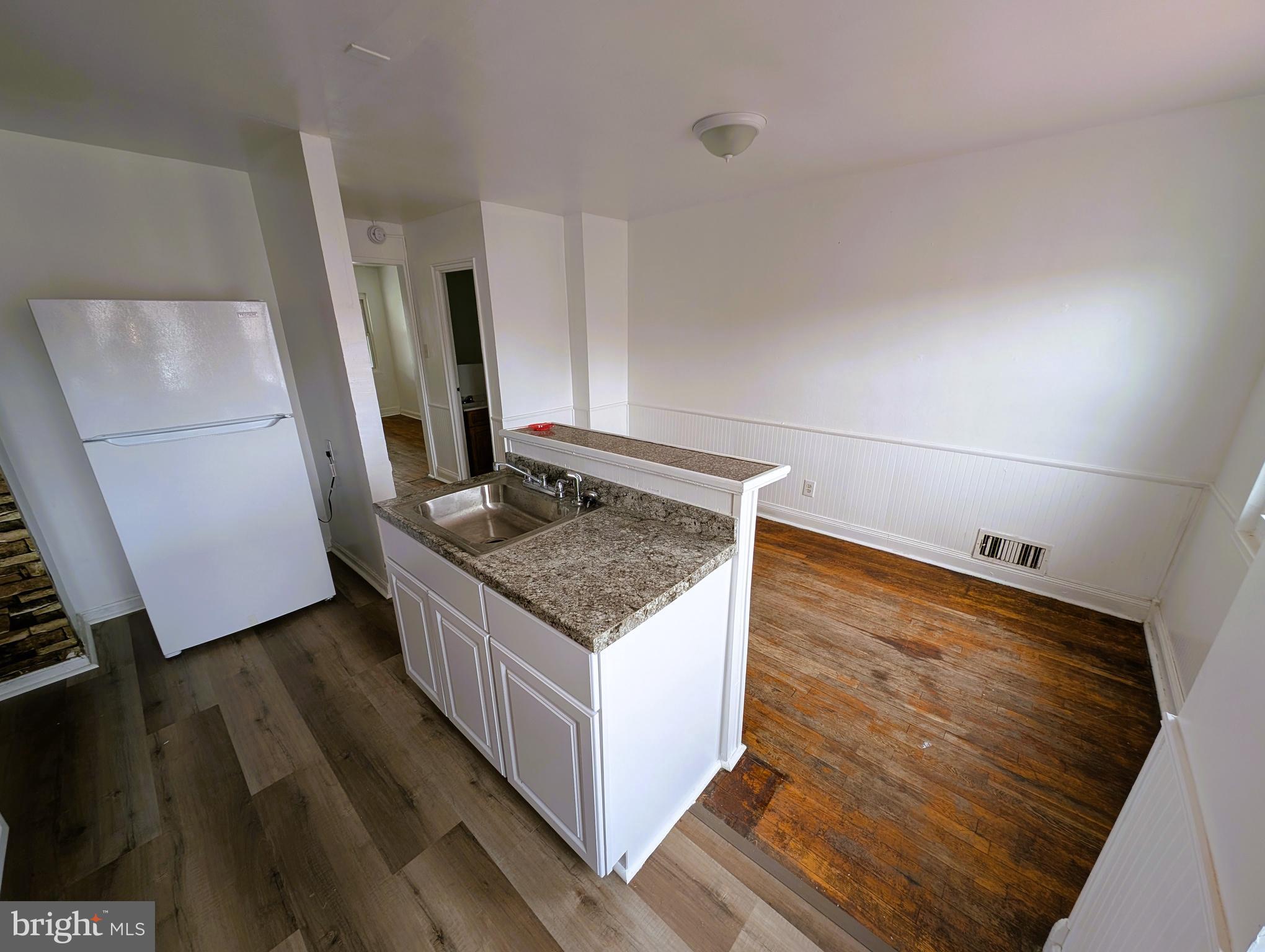 GRAY MANOR HOMES - Residential