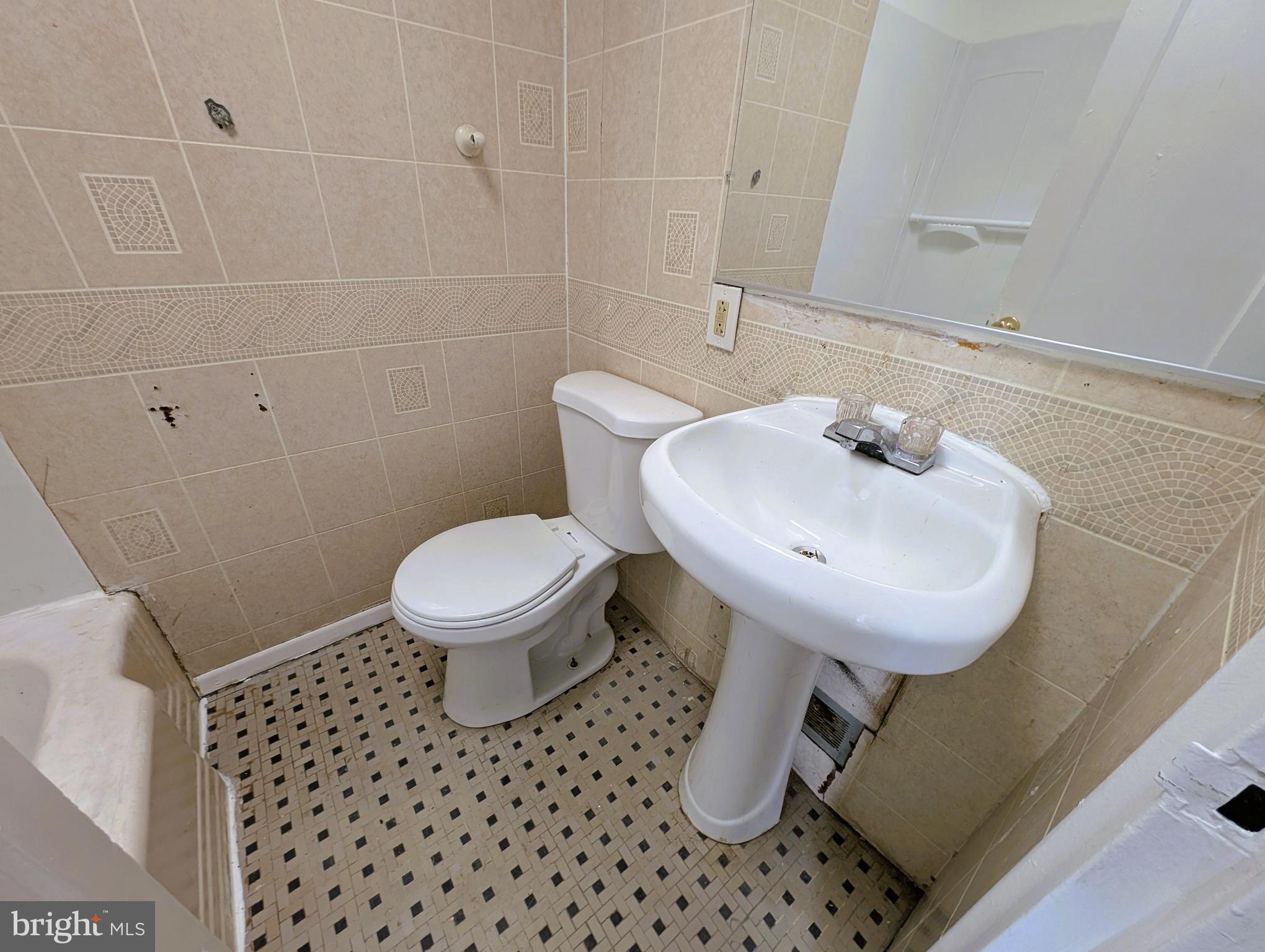 GRAY MANOR HOMES - Residential