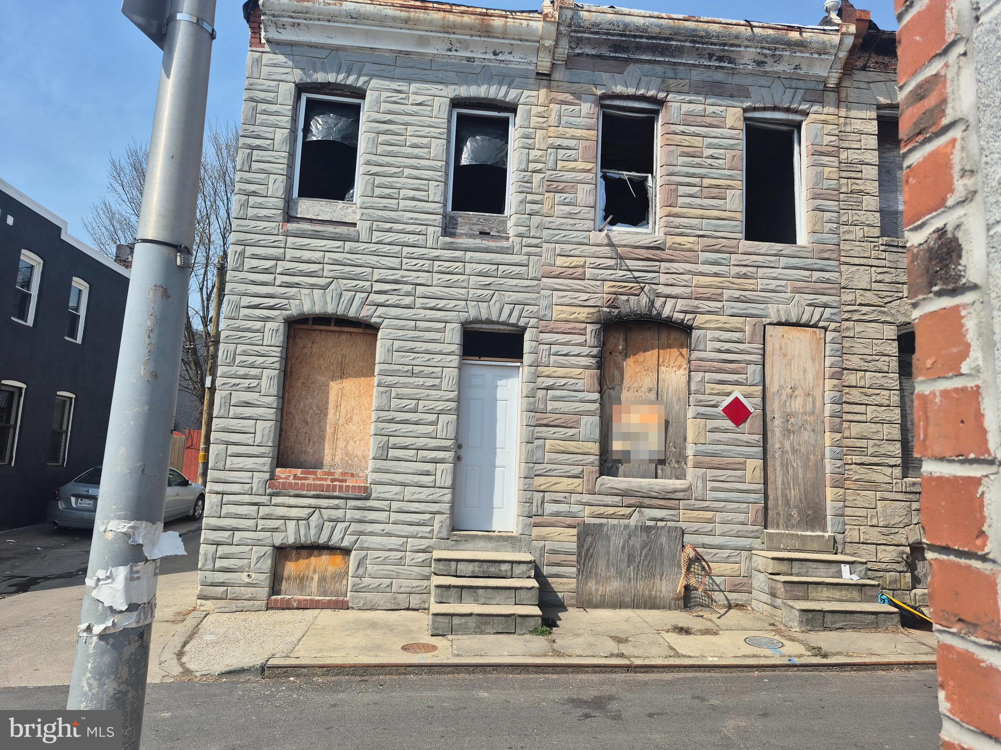 BROADWAY EAST - Residential