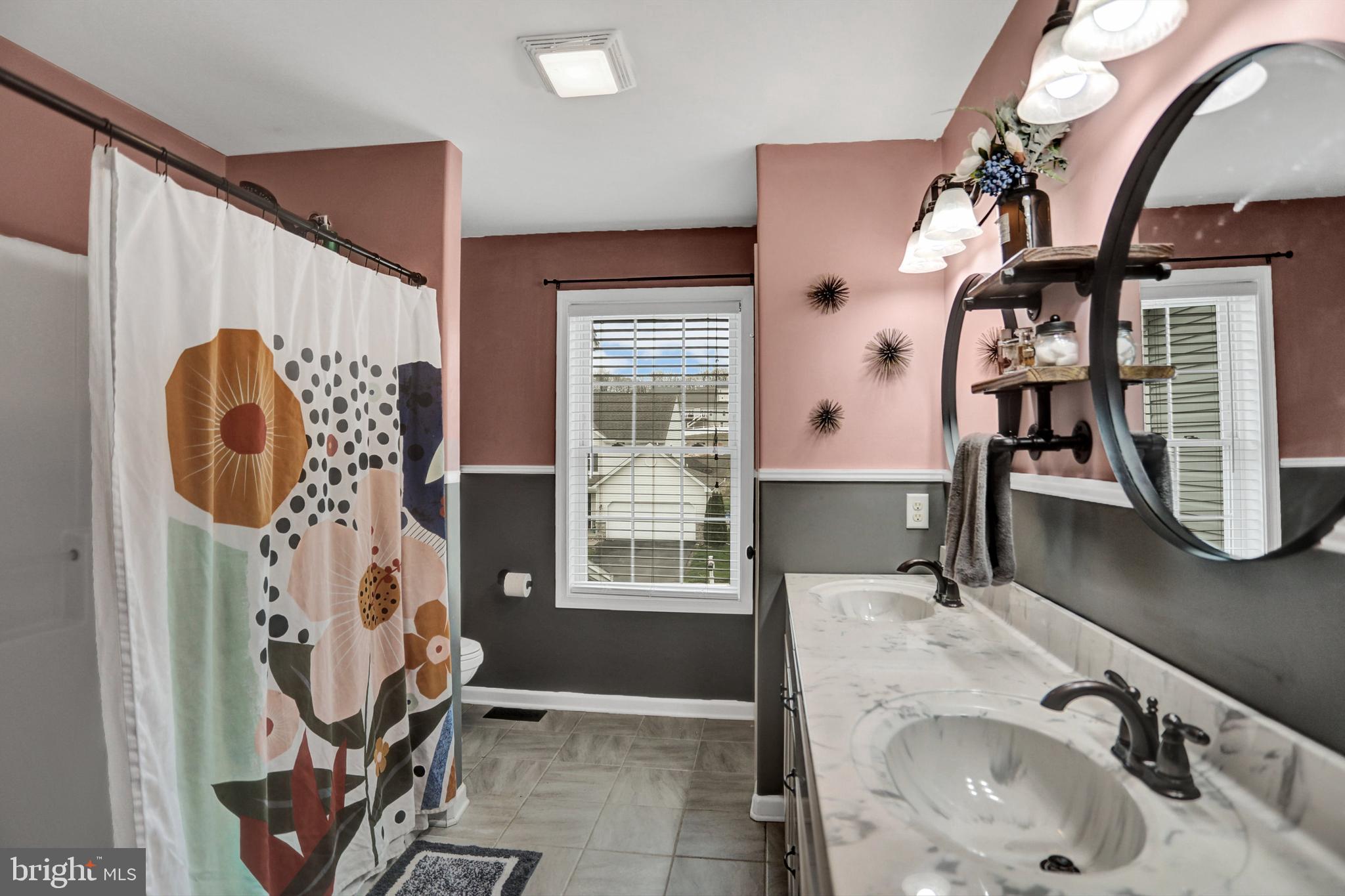 LEXINGTON ESTATES - Residential