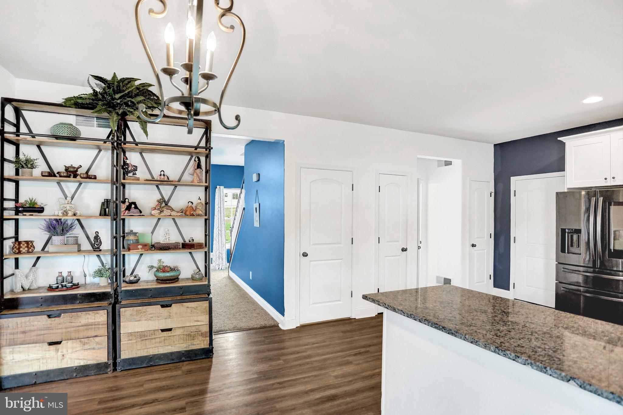 LEXINGTON ESTATES - Residential