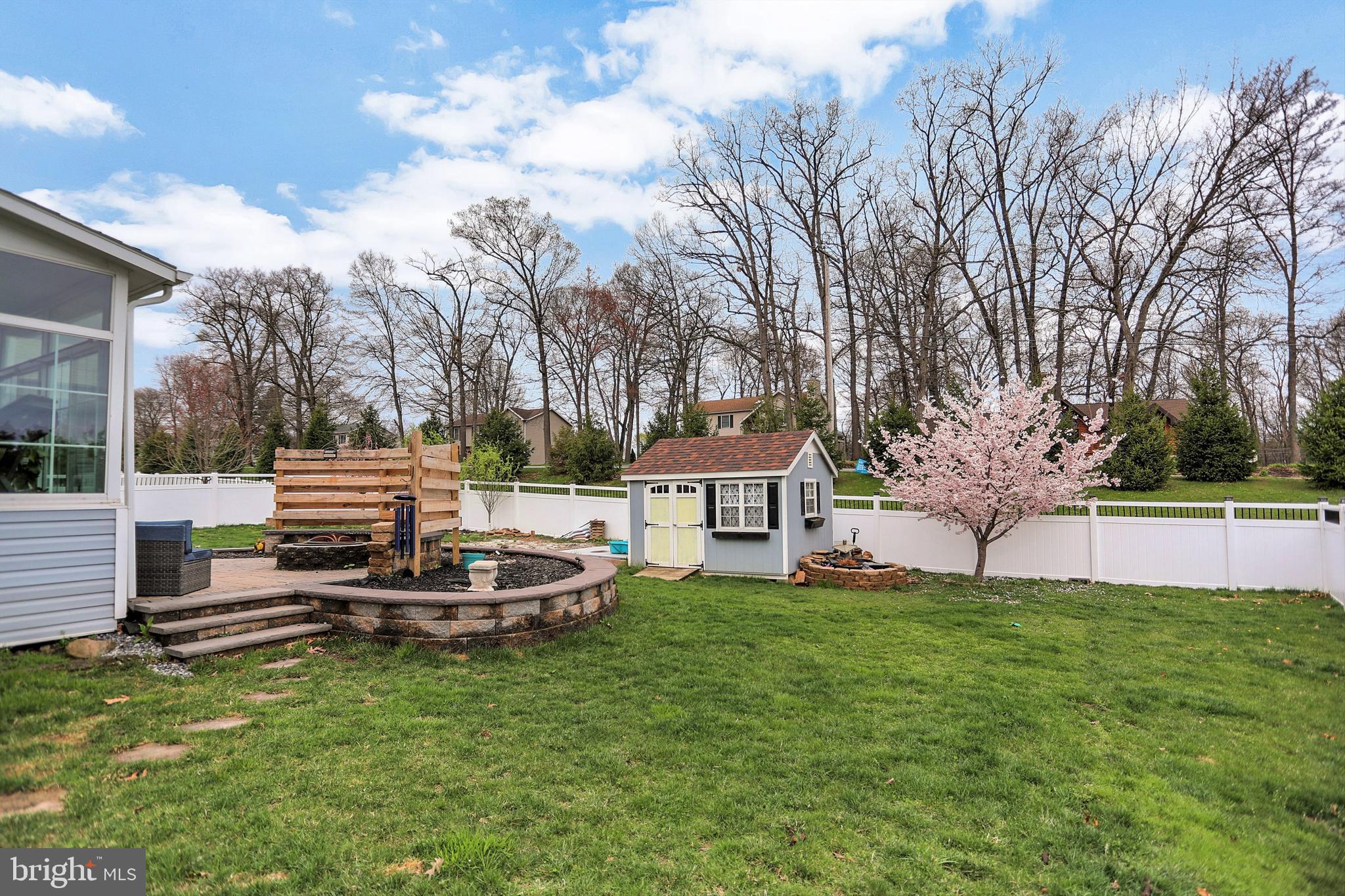 LEXINGTON ESTATES - Residential